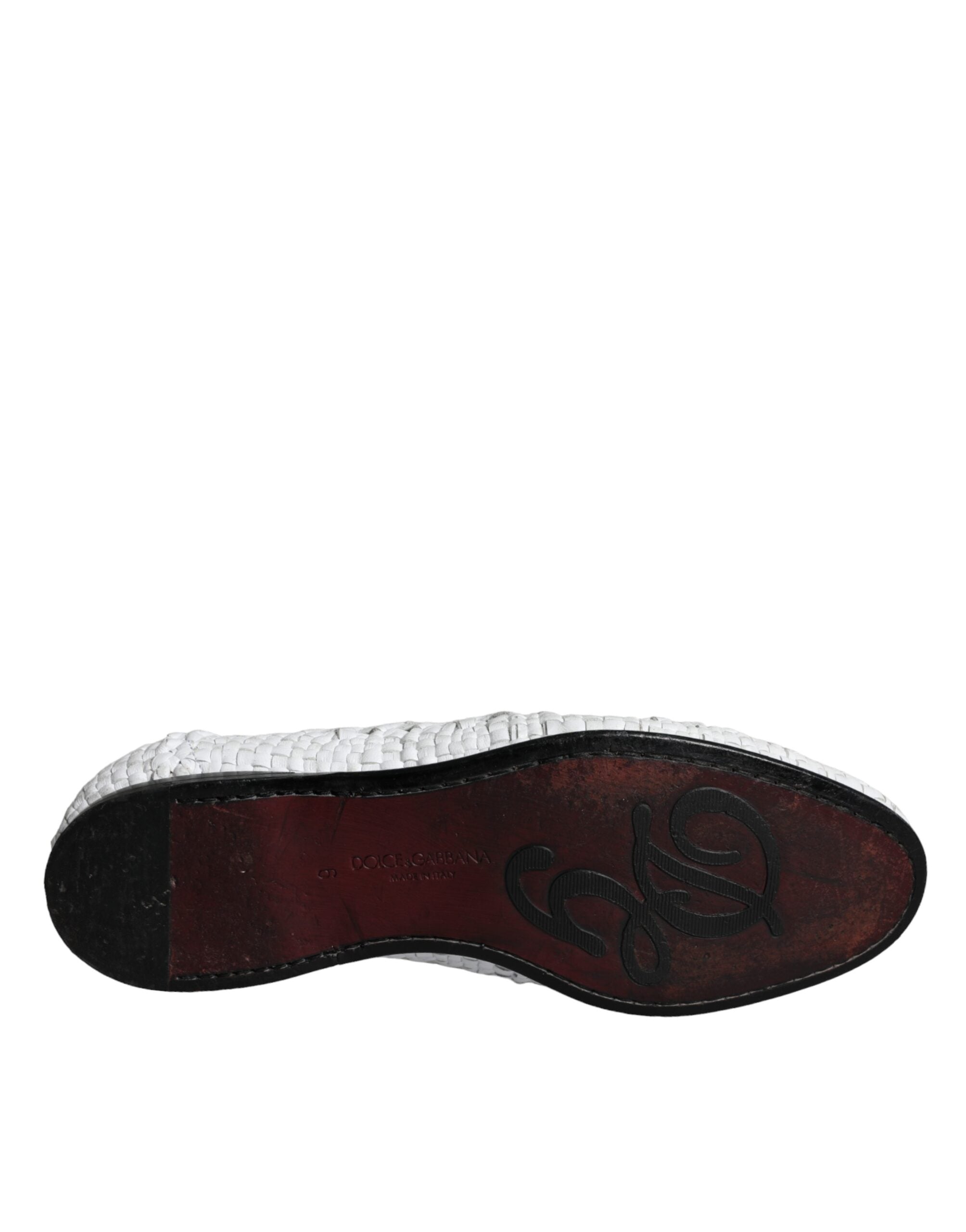 Chaussures homme Dolce & Gabbana mocassins en cuir tissé blanc sans lacets, style slip-on élégants et confortables.