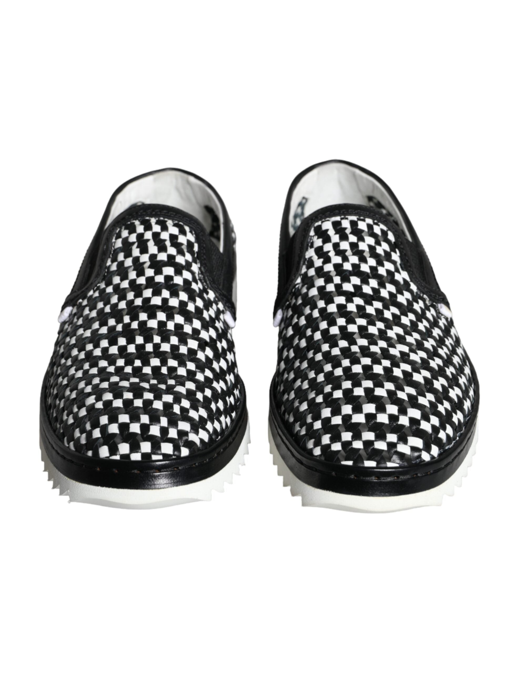 Chaussures mocassins slip-on Dolce & Gabbana noires et blanches avec tissage pour homme, élégantes et confortables.