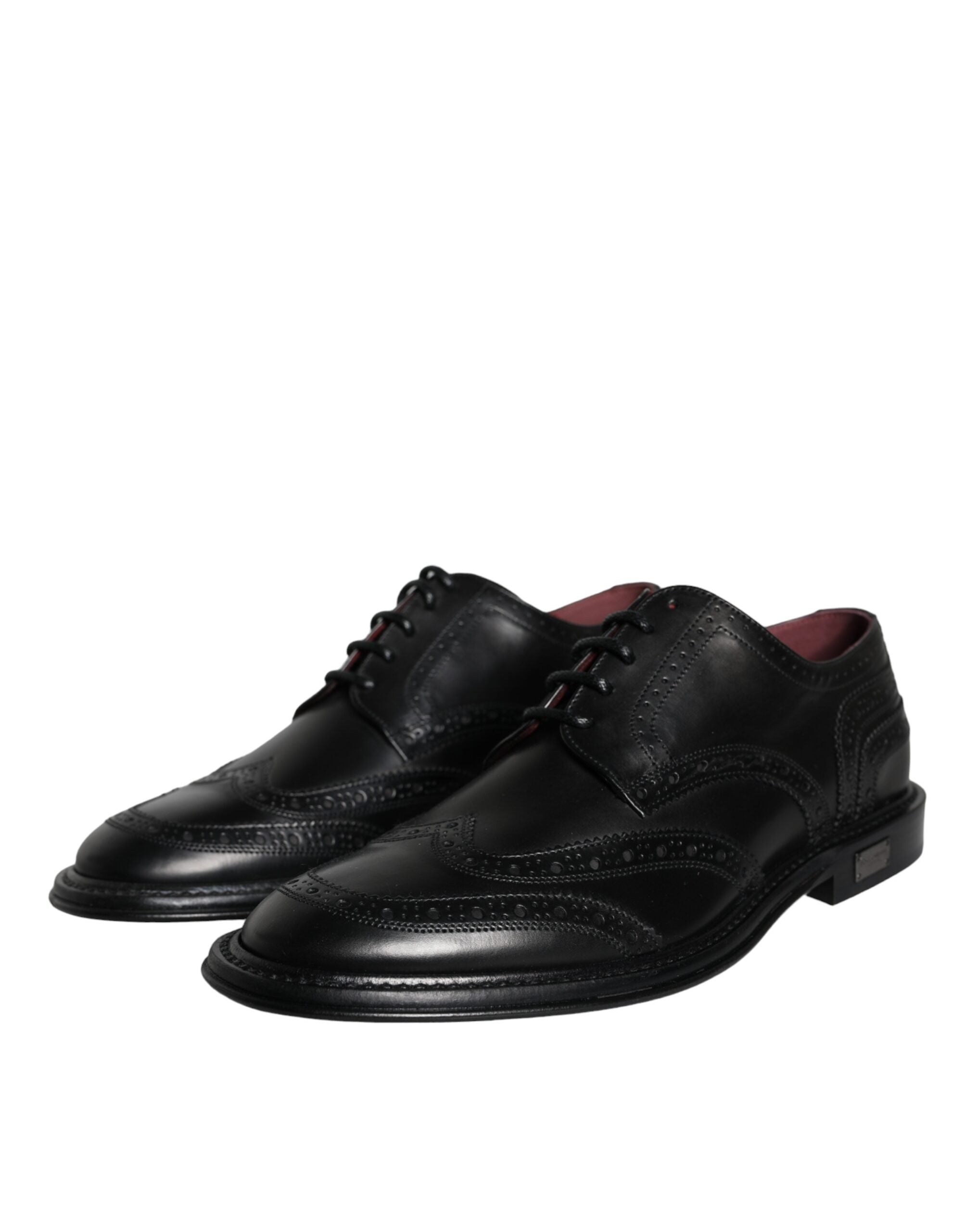Chaussures formelles en cuir noir Dolce & Gabbana Oxford Wingtip pour homme, détails en cuir lisse et semelle en cuir.