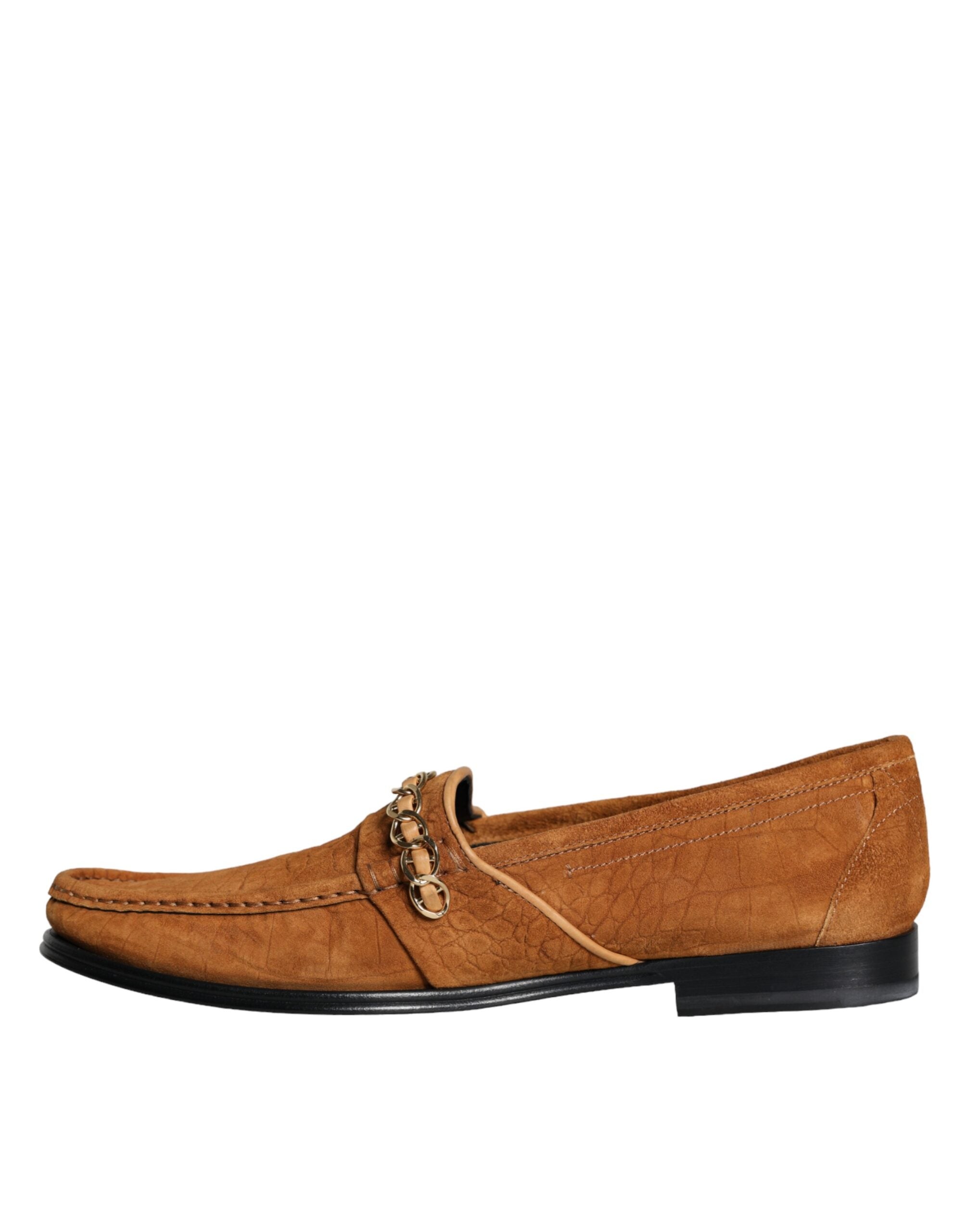 Mocassins en velours marron Dolce & Gabbana avec logo en cuir, style slip-on, chaussure élégante pour homme.