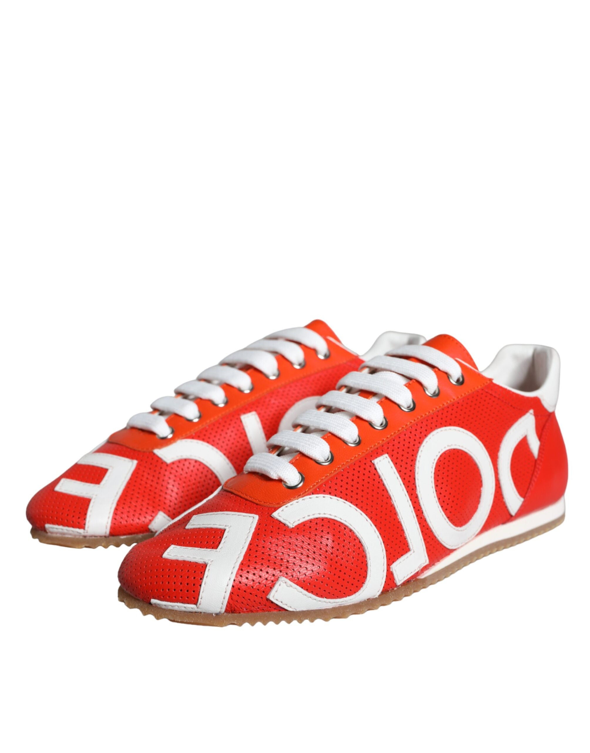 Chaussures sneakers décontractées Dolce & Gabbana en cuir rouge et blanc avec logo, vue de face.