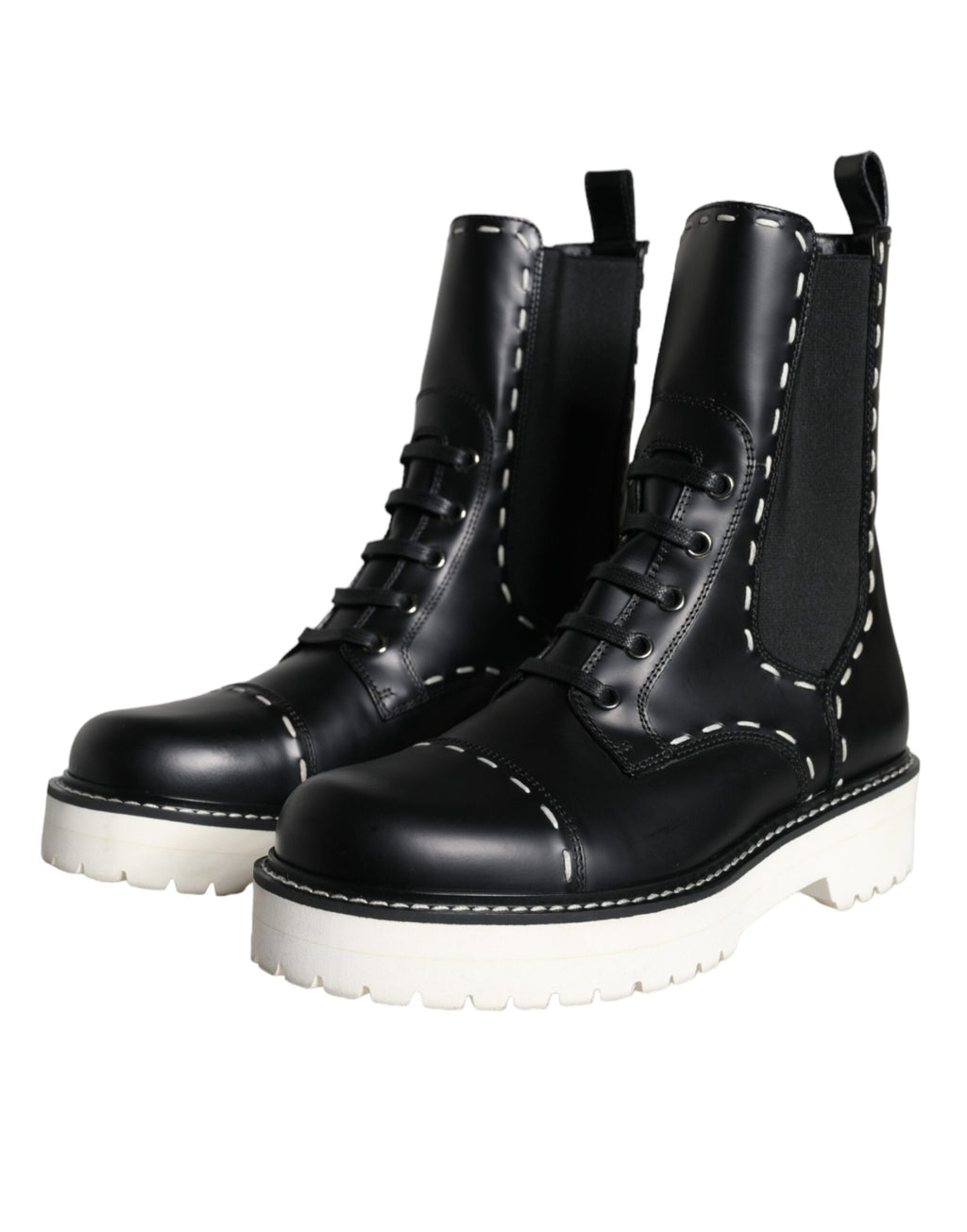 Bottes combat en cuir noir Dolce & Gabbana, mi-mollet, avec détails robustes et style élégant.