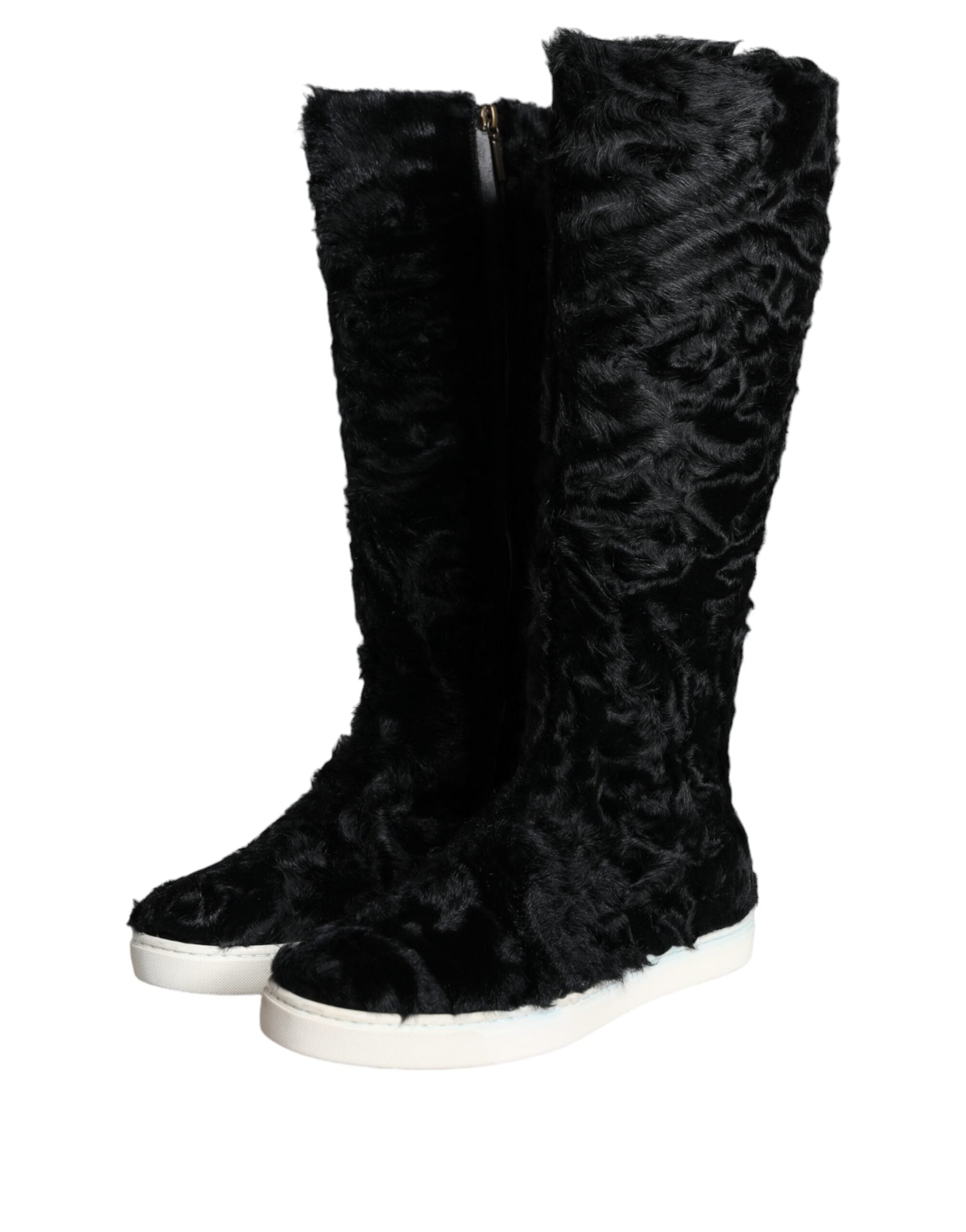 Bottes en cuir et fourrure d'agneau noir Dolce & Gabbana Xiangao, style élégant et sophistiqué, visible avec détails en cuir et fourrure.