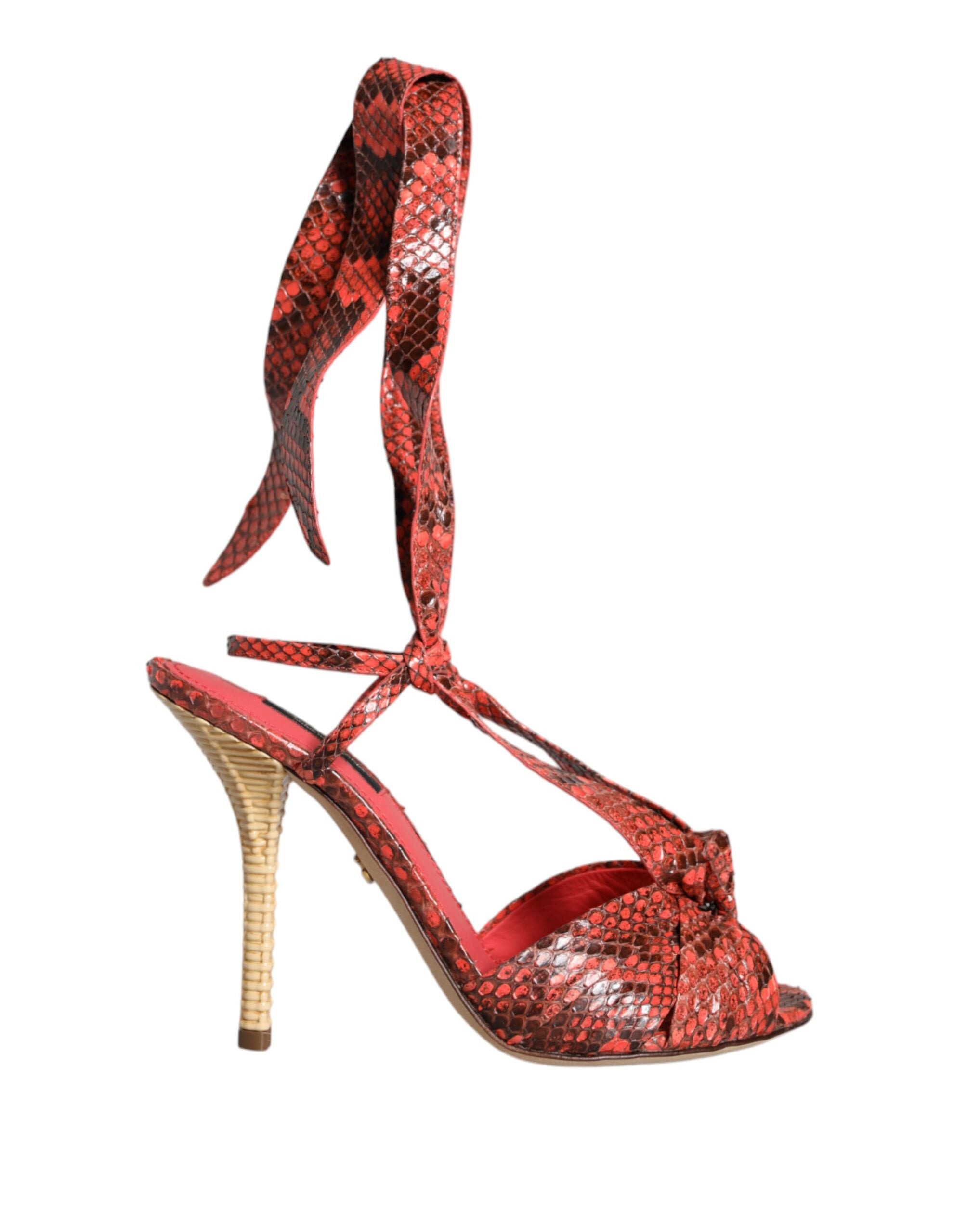 Sandales Dolce & Gabbana Coral en cuir exotique avec talons hauts et design élégant, vues en gros plan.