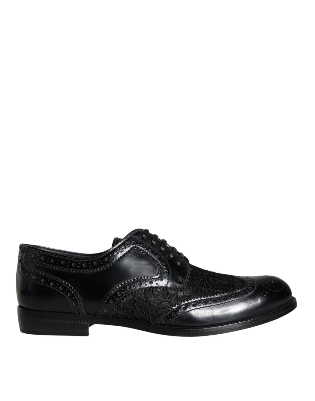 Chaussures formelles Dolce & Gabbana en cuir noir avec détails floraux en dentelle, élégantes et sophistiquées.