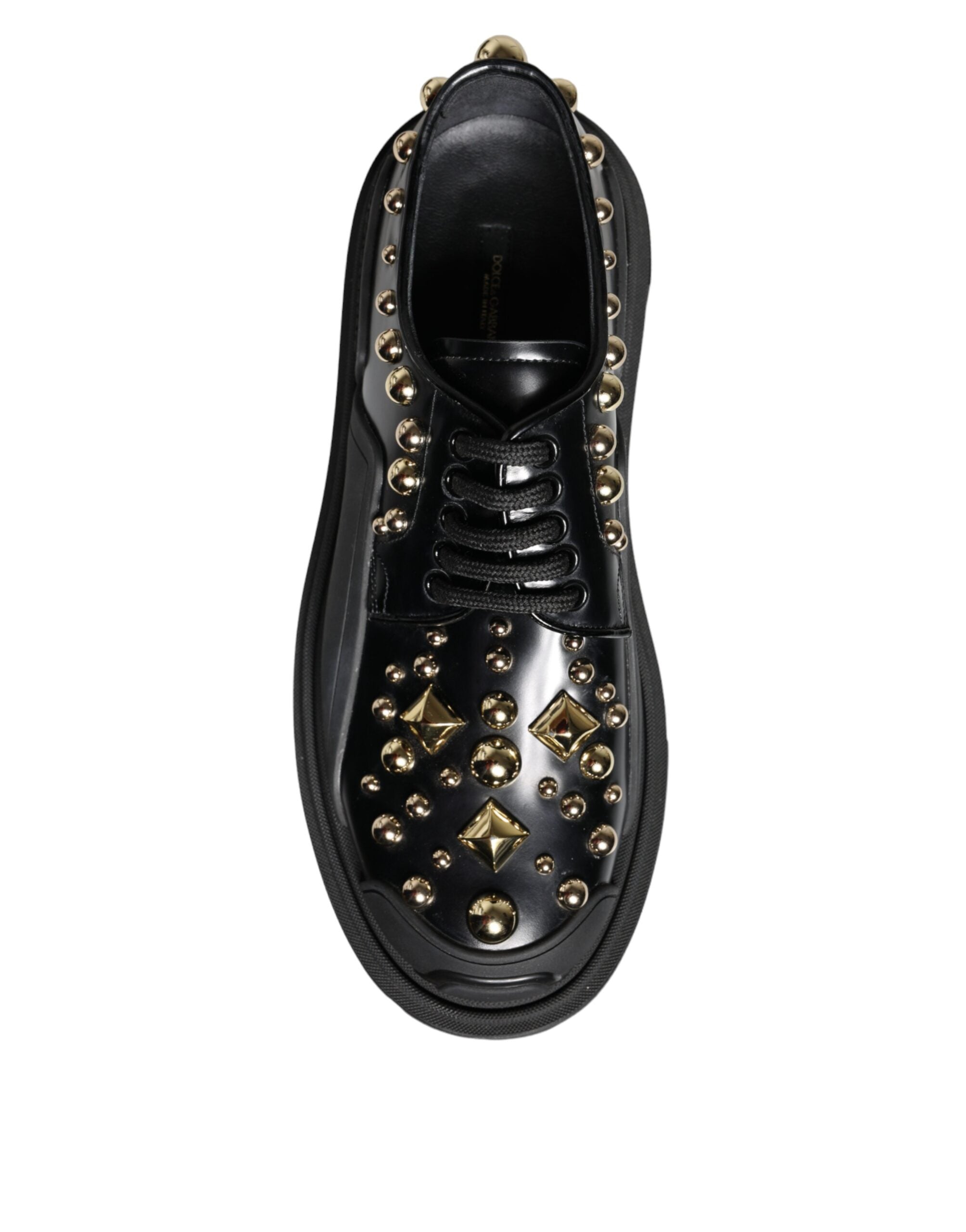 Chaussures de randonnée Derby en cuir noir Dolce & Gabbana avec embellissements, style élégant et sophistiqué.