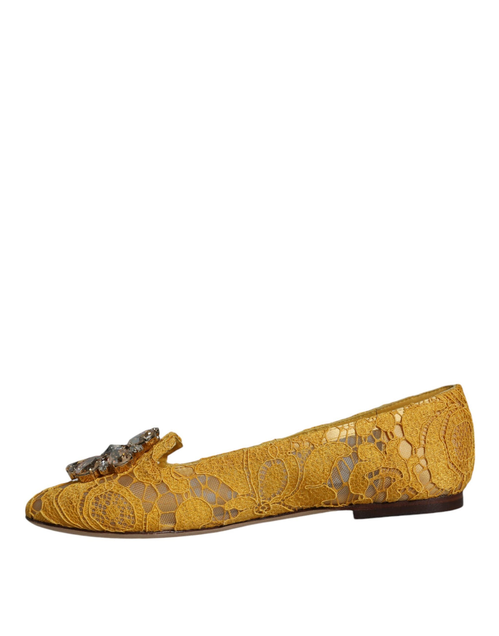 Chaussures ballerines Dolce & Gabbana en dentelle jaune moutarde avec cristaux, style élégant et confortable.