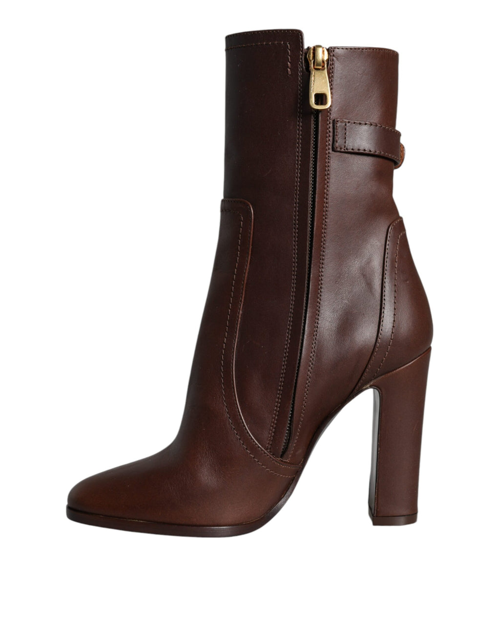 Chaussures à talons Dolce & Gabbana en cuir marron, bottines mi-mollet élégantes et sophistiquées.