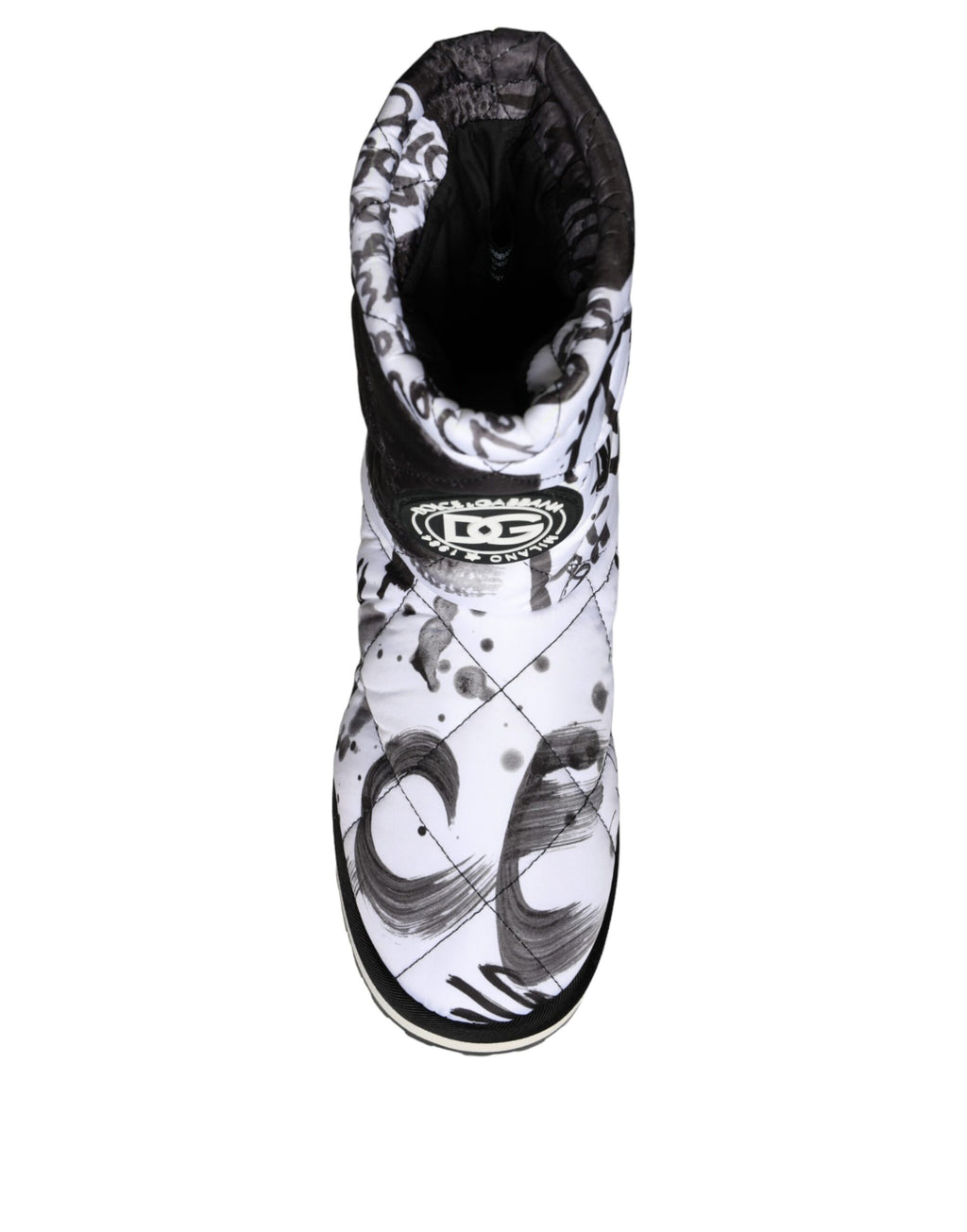 Bottes mi-mollet blanches Dolce & Gabbana avec logo imprimé, rembourrées et élégantes, parfaites pour un look tendance.