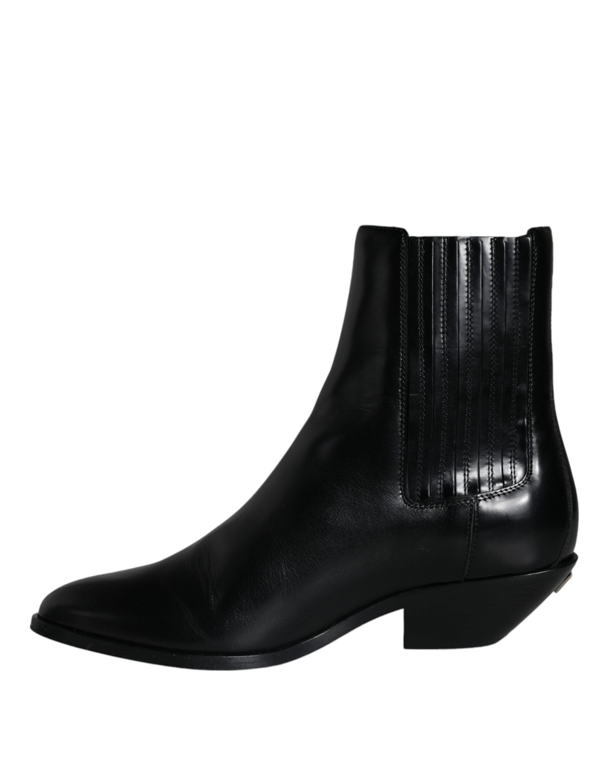 Bottines en cuir noir Dolce & Gabbana pour femme, chaussures à talon court et style élégant, visibles en gros plan.