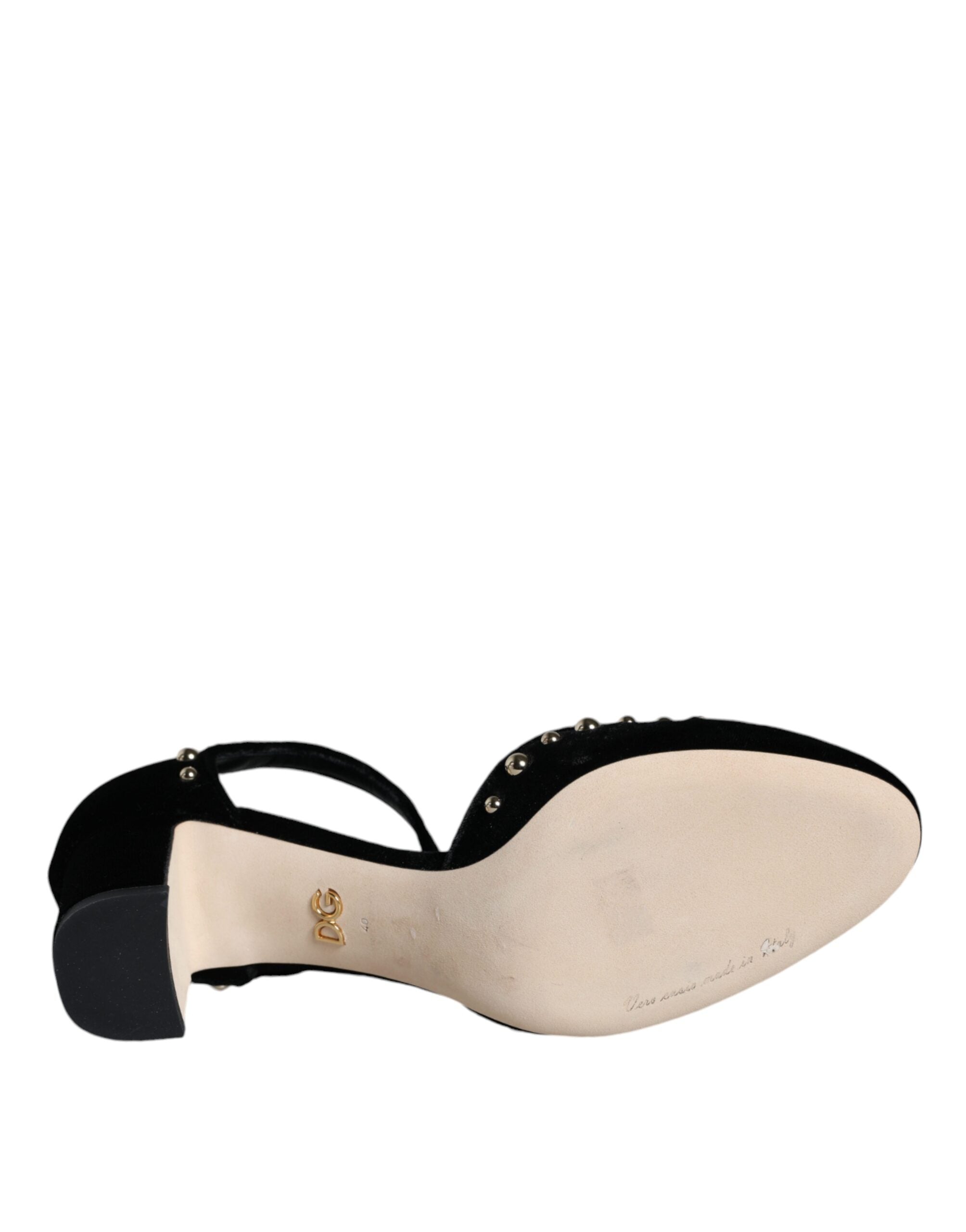 Chaussures Dolce & Gabbana en velours noir avec roses, talon à lanière à la cheville, élégantes et sophistiquées.
