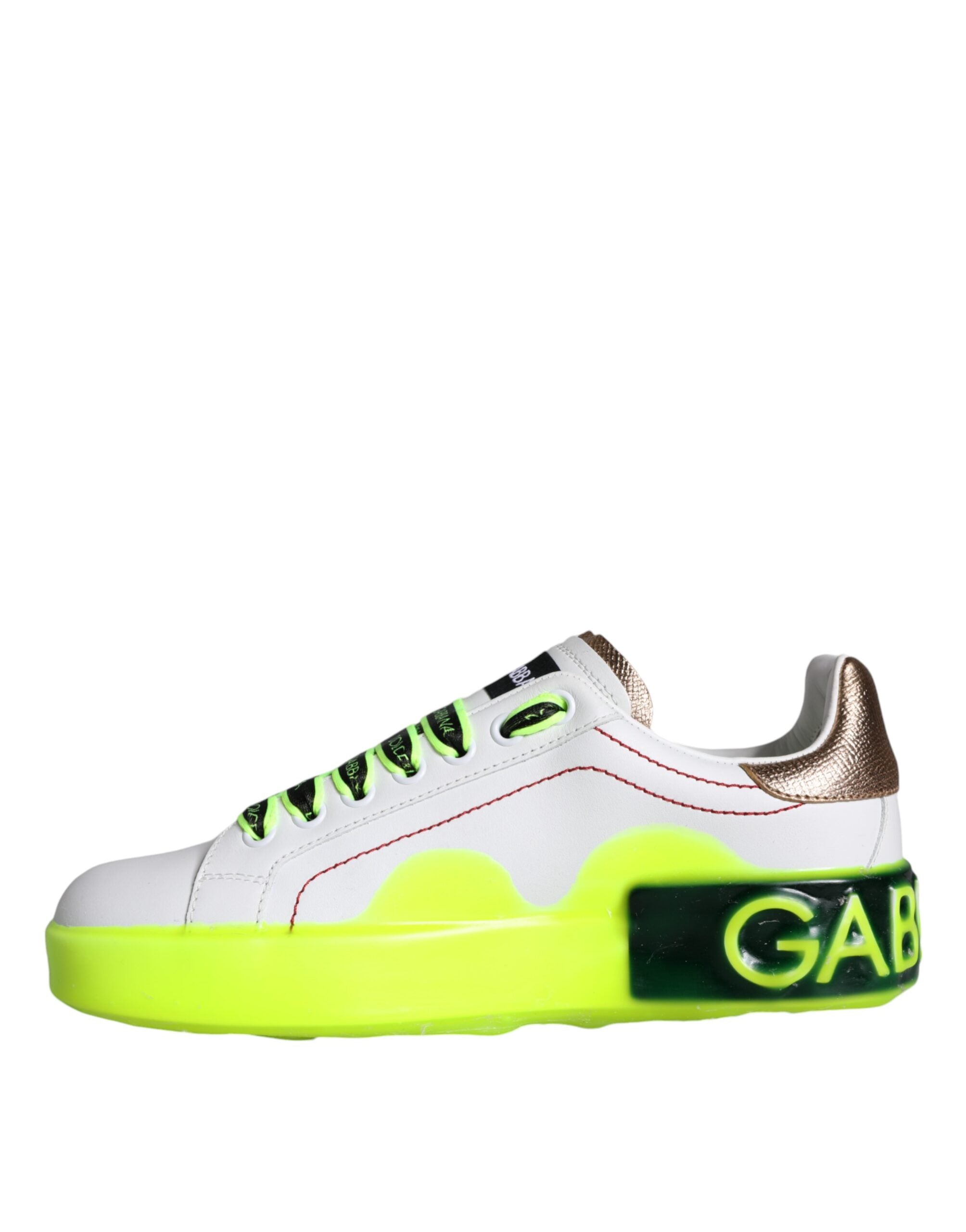 Chaussures sneakers basses en cuir blanc Dolce & Gabbana Portofino, vue de face, détail des lacets et du design élégant.