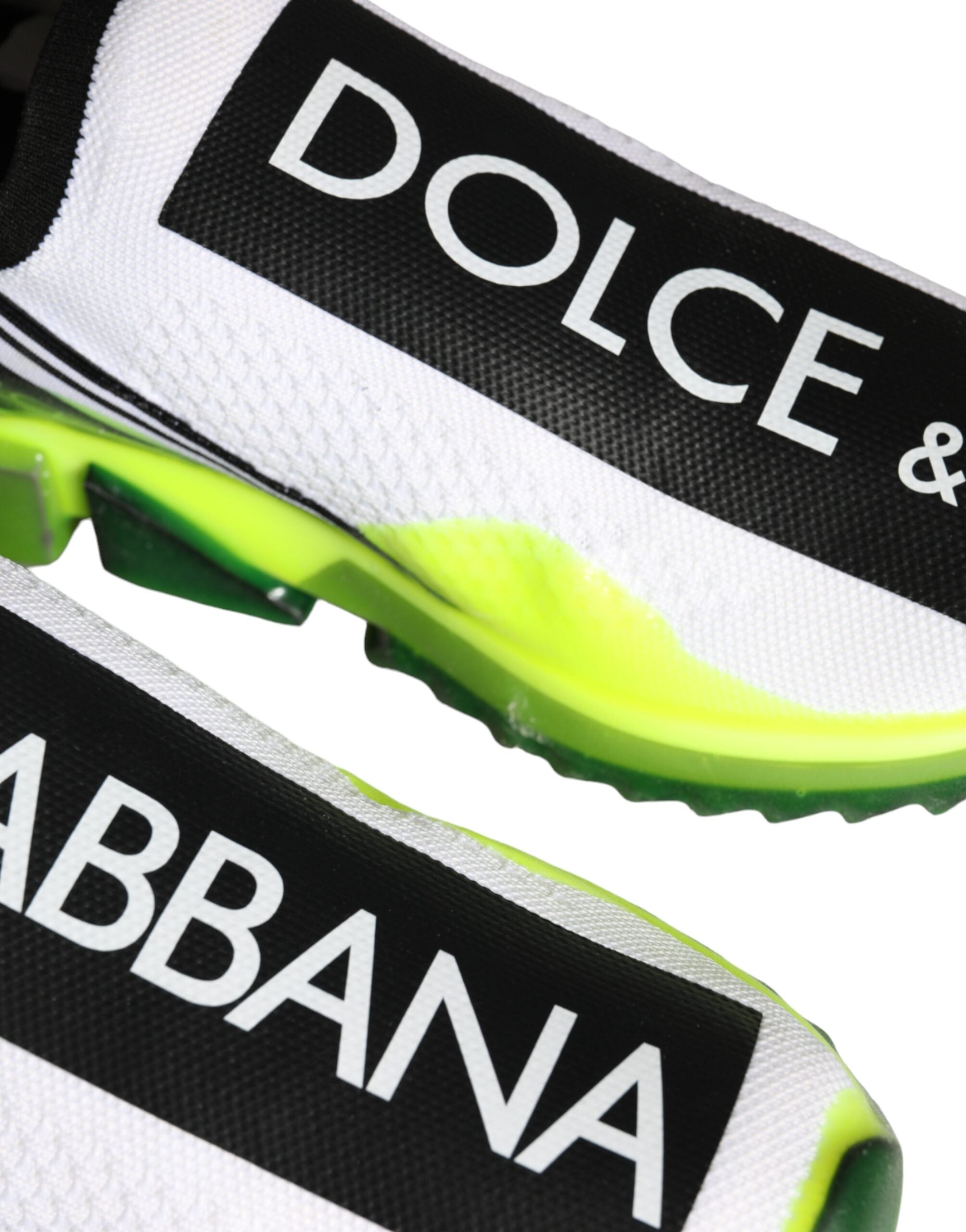 Chaussures sneakers Dolce & Gabbana Sorrento blanches et jaunes, style slip-on, vue de face