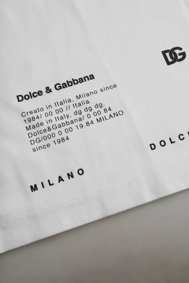 T-shirt blanc pour homme Dolce & Gabbana avec impression de lèvres rouges en coton, style moderne et tendance.