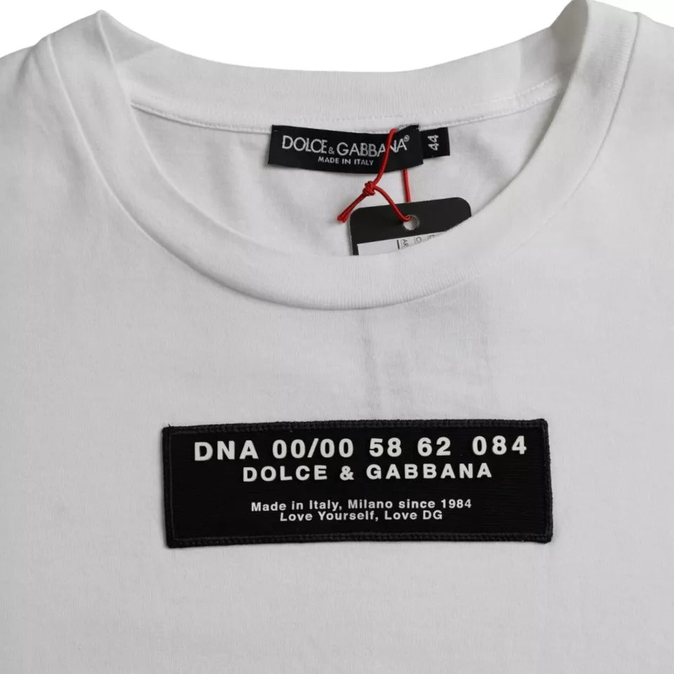 T-shirt casual blanc pour homme Dolce & Gabbana en coton avec appliqué DG, vue de face.