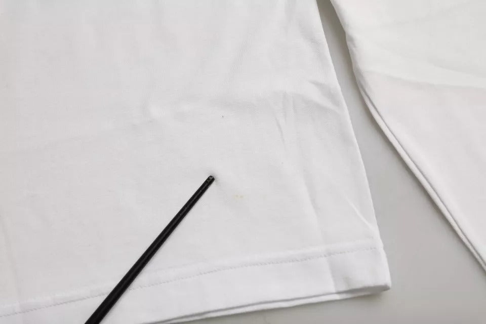 T-shirt homme Dolce & Gabbana en coton blanc avec imprimé lèvres rouges, design moderne et élégant.
