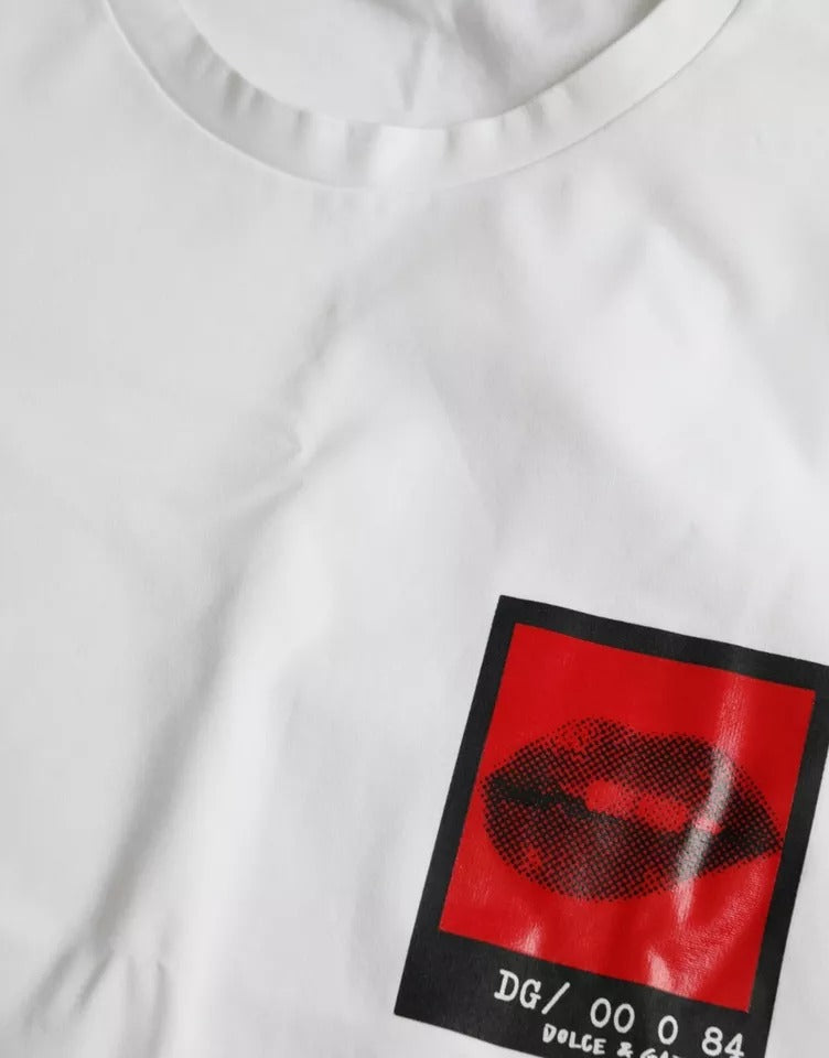 T-shirt pour hommes en coton blanc avec imprimé lèvres rouges Dolce & Gabbana, style décontracté et tendance.