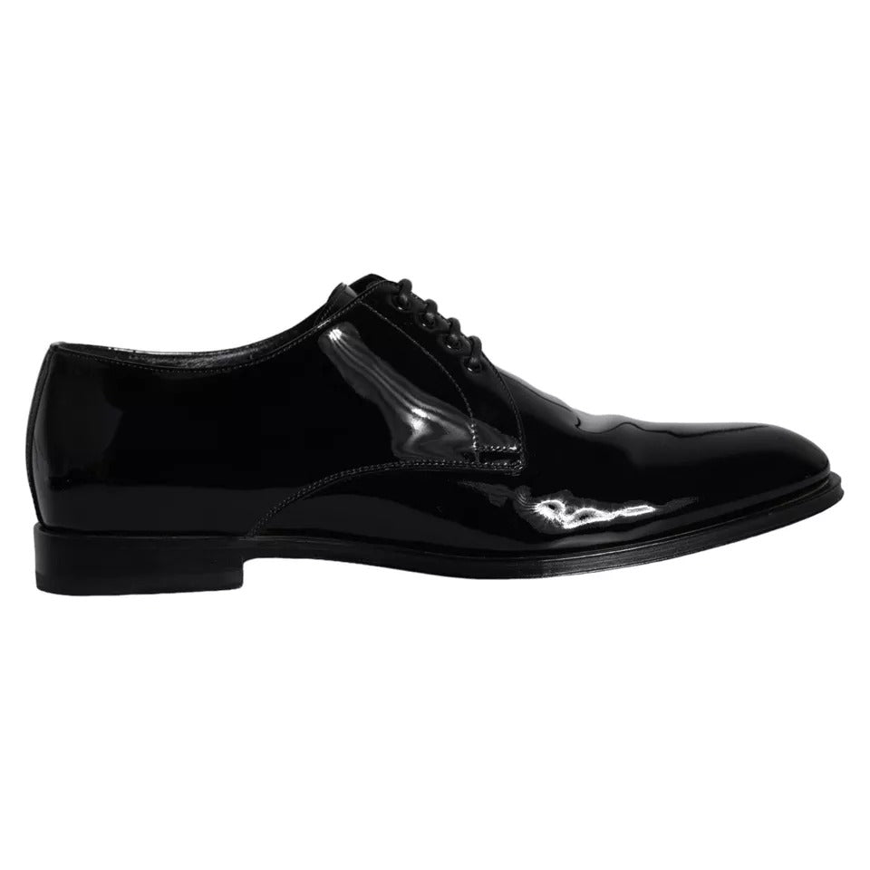 Chaussures Richelieu pour homme Dolce & Gabbana en cuir de veau noir, style élégant et classique.