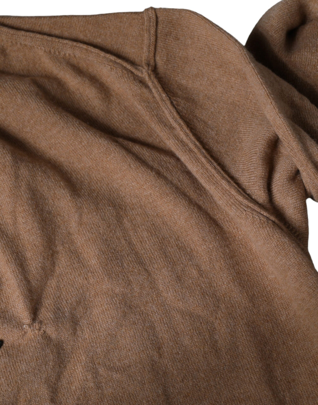 Pull en cachemire marron Dolce & Gabbana, pull-over en tricot à col en V, doux et élégant.