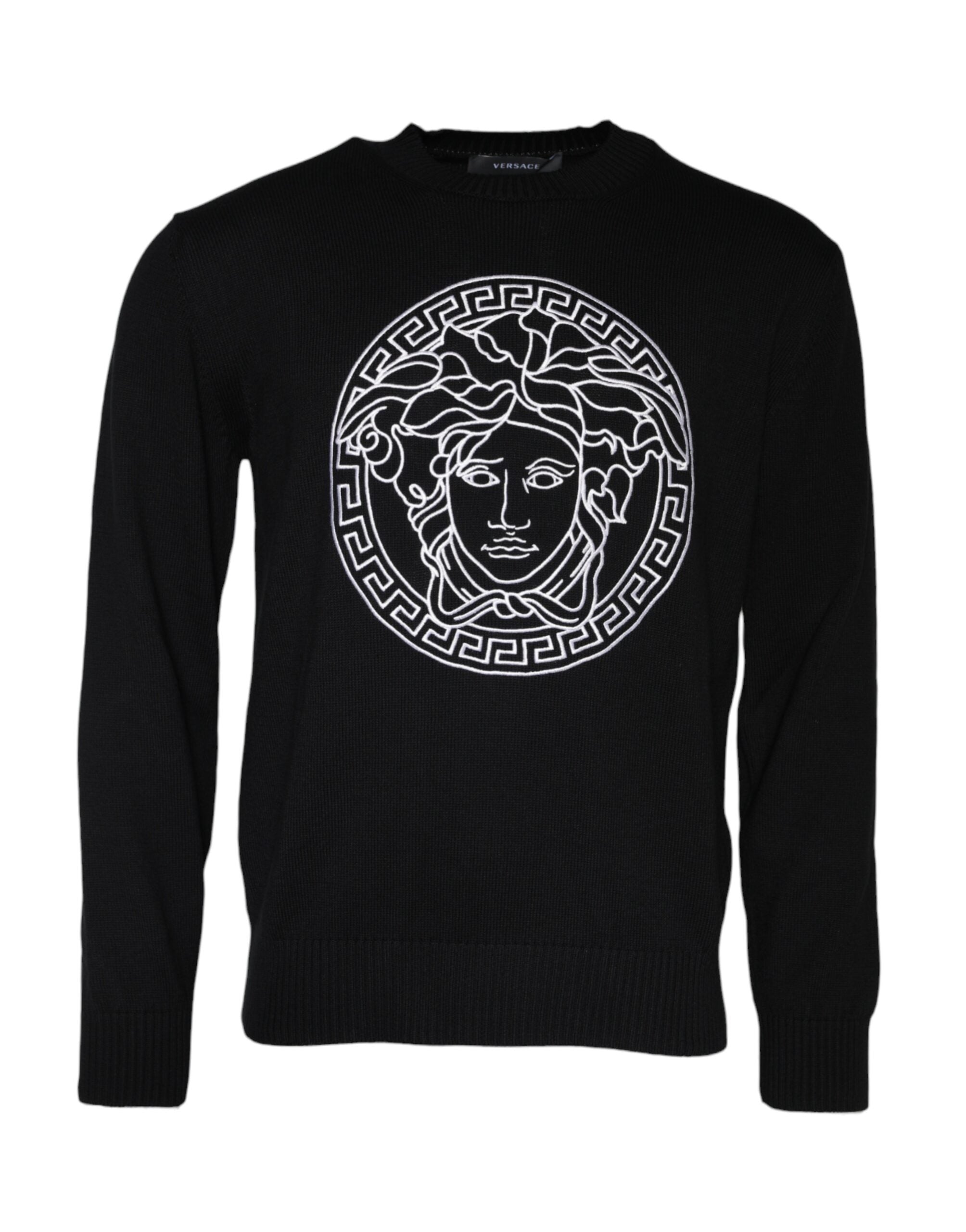 Pull-over noir Versace avec broderie Méduse, col rond et design élégant, en tissu confortable et luxueux.