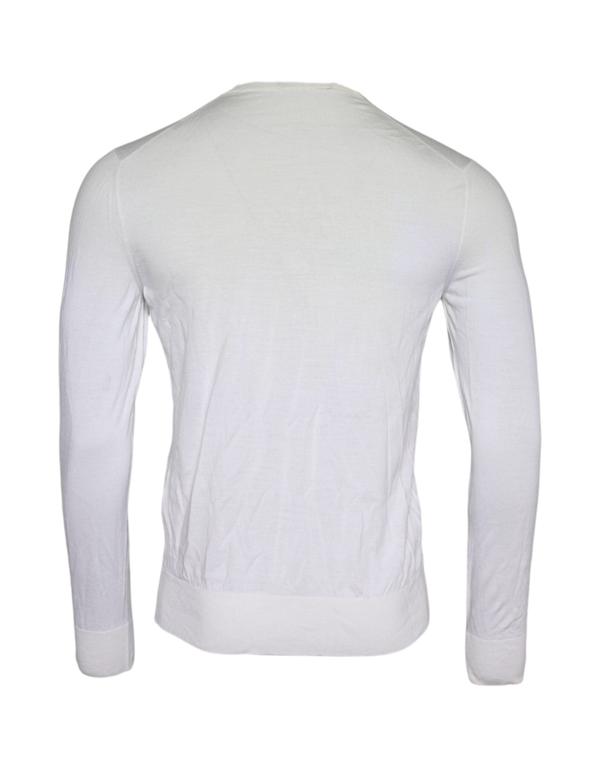 Pull-over en laine blanche Dolce & Gabbana à col roulé, style élégant et chaud, visible avec détails de texture.