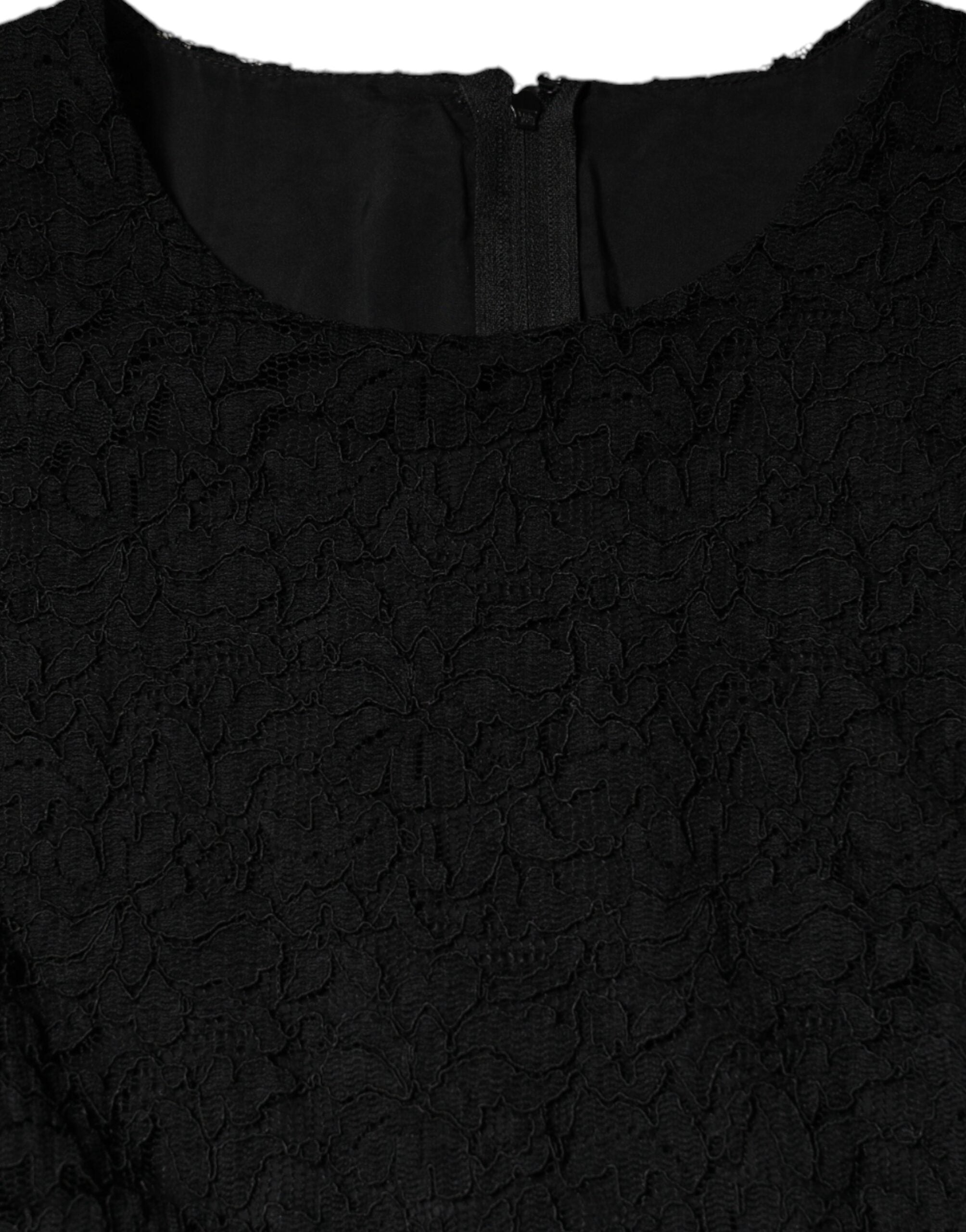 Robe noire en coton Dolce & Gabbana, robe droite mi-longue, silhouette élégante, tissu doux et finition soignée.