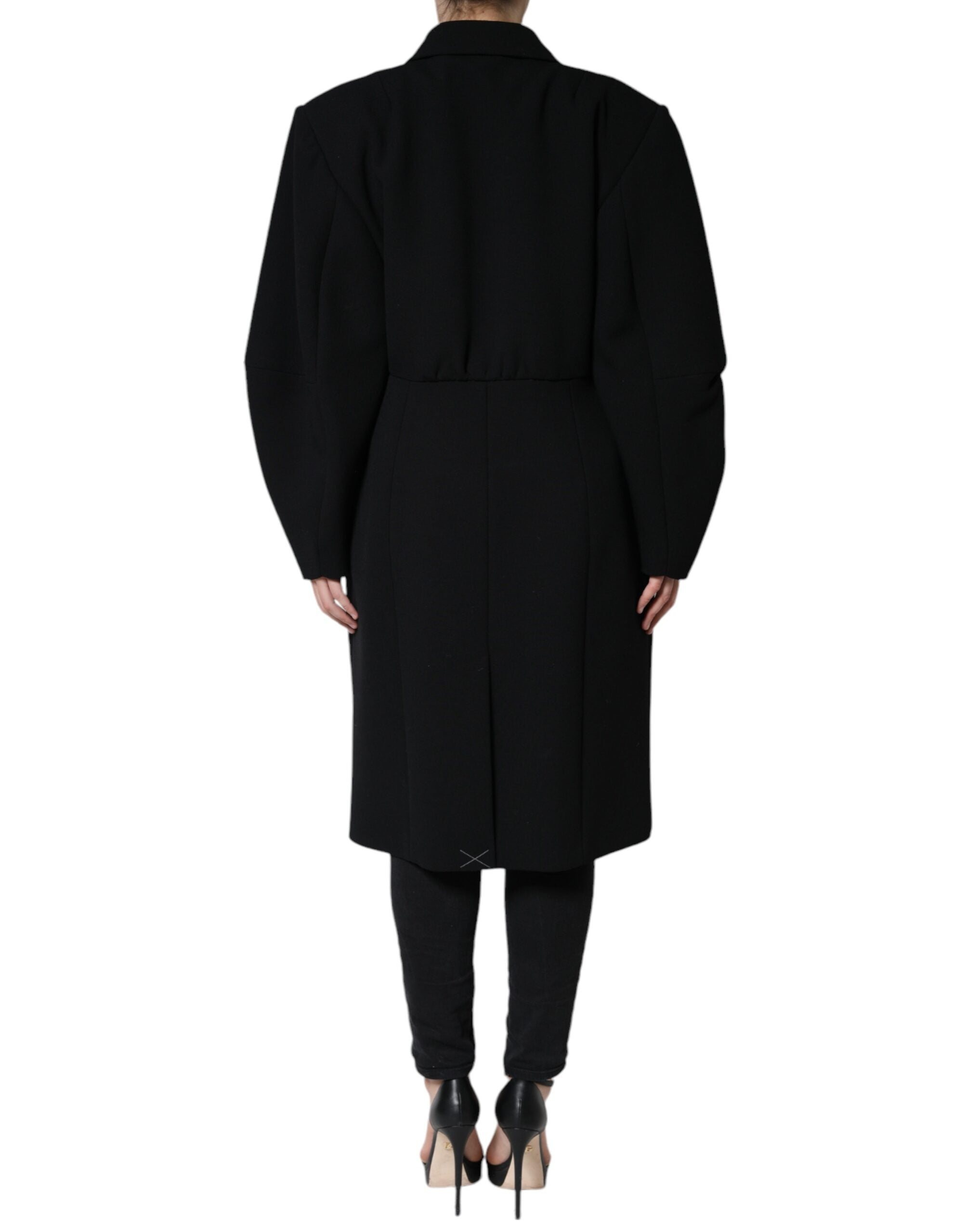 Manteau trench noir à double boutonnage de Dolce & Gabbana, veste élégante en tissu, vue de face sur fond blanc.