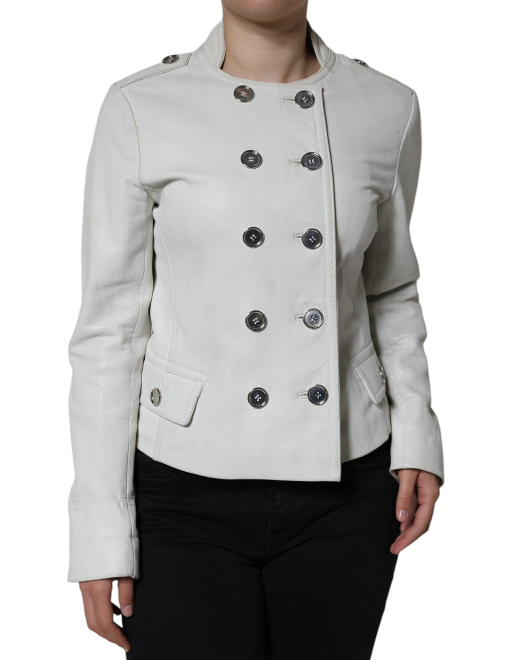 Veste blazer blanche à double boutonnage Dolce & Gabbana, élégant manteau pour femme avec coupe structurée.