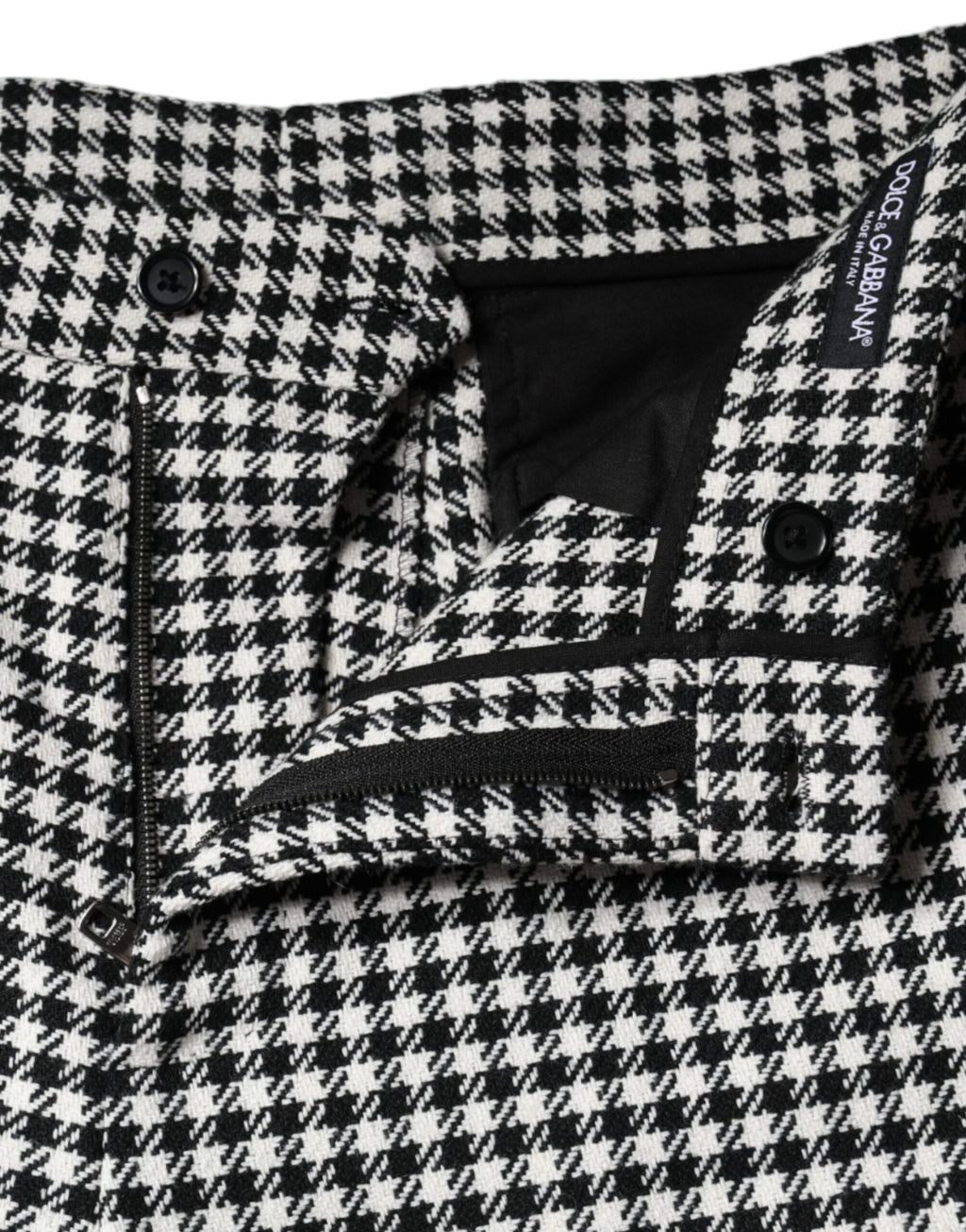 Pantalons cropped à carreaux houndstooth noir et blanc de Dolce & Gabbana, style large jambes, mode élégante.