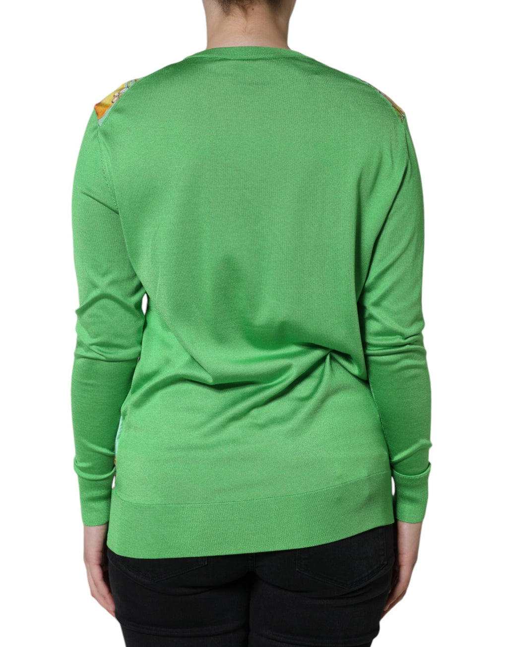 Pull en soie vert Dolce & Gabbana Granita Al Limone à manches longues, élégant et confortable, avec détail de texture.