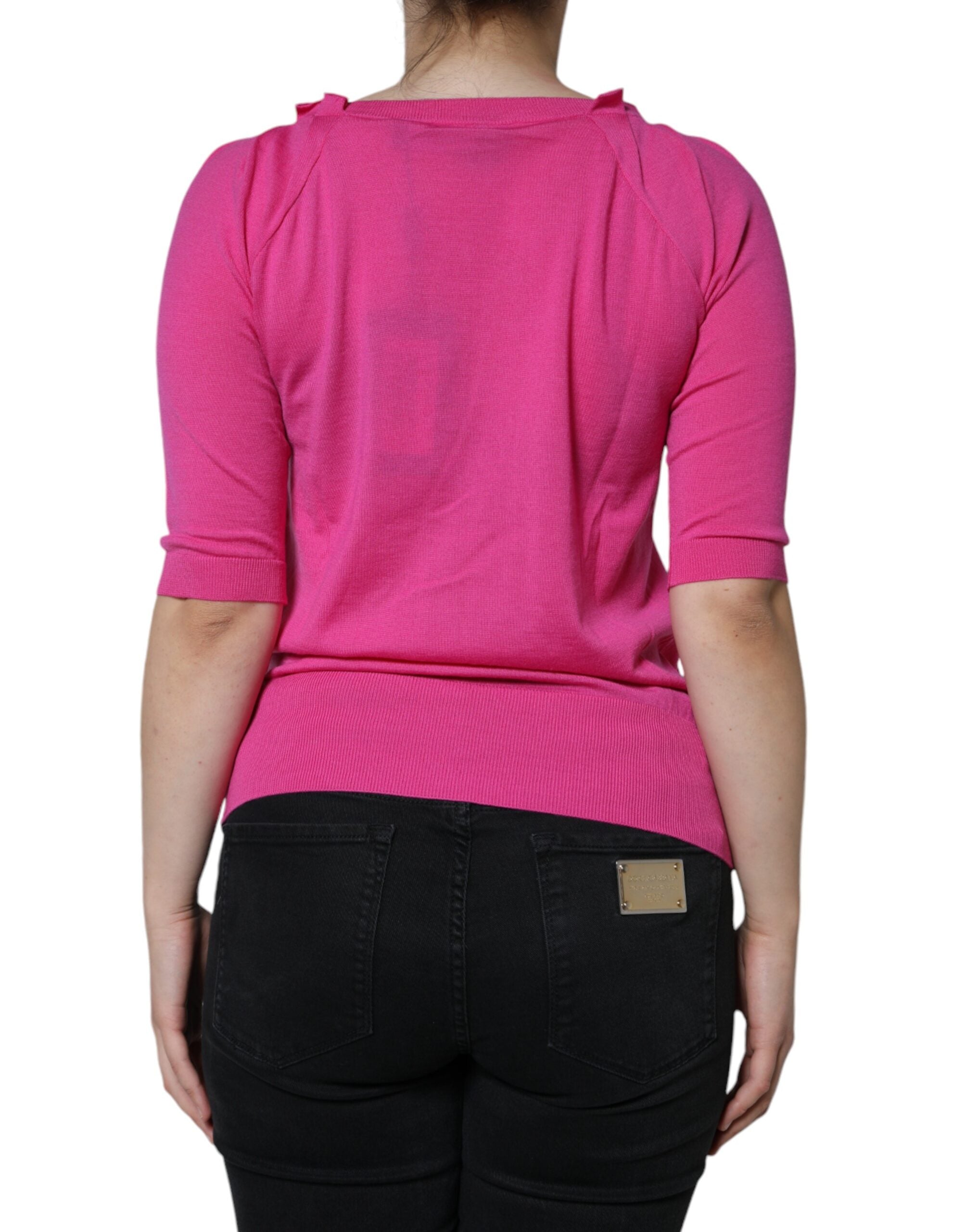Chemise Dolce & Gabbana en laine rose à boutons, manches courtes, vue de face.