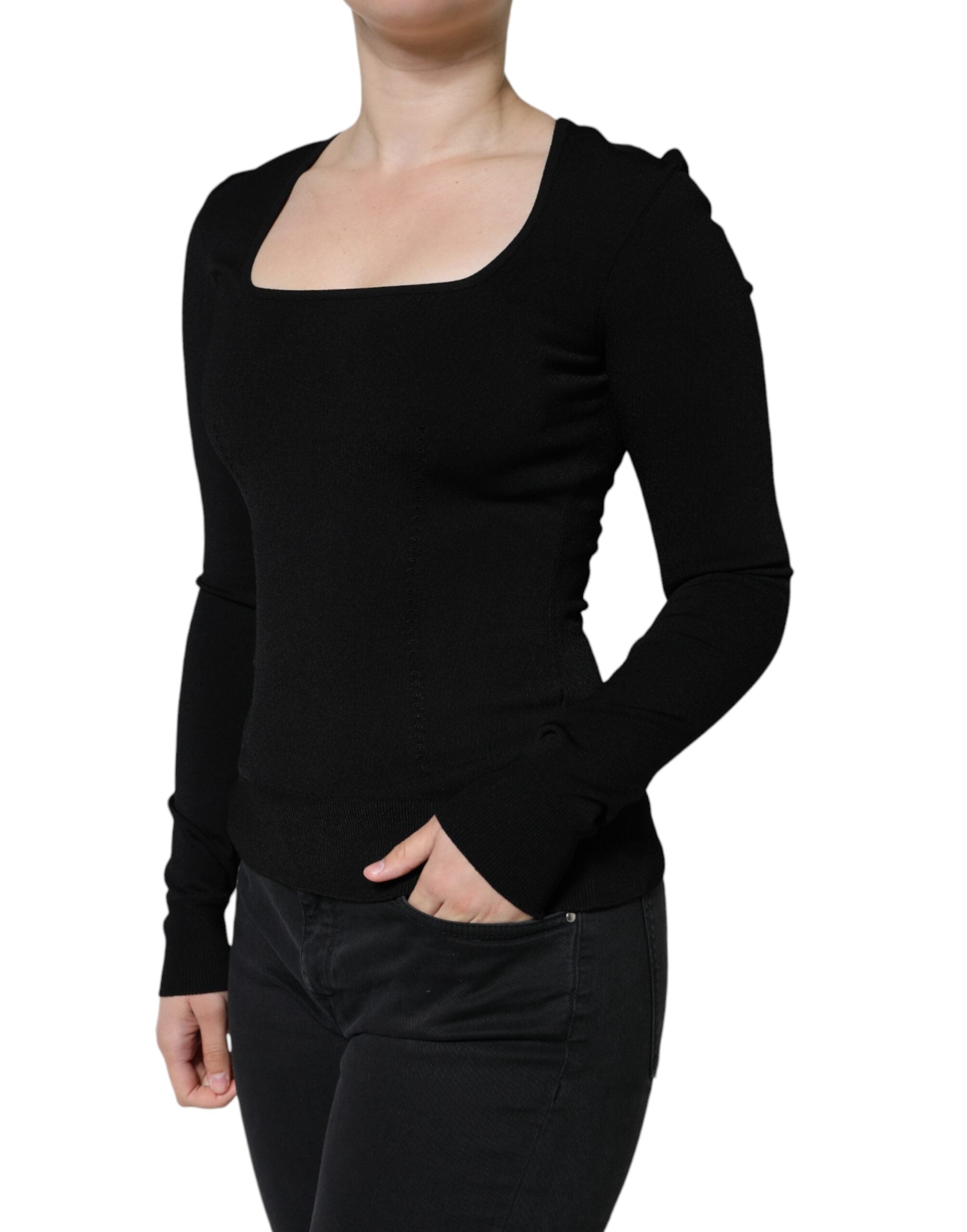 Blouse noire Dolce & Gabbana à manches longues et col carré, vue de face, élégante et sophistiquée.