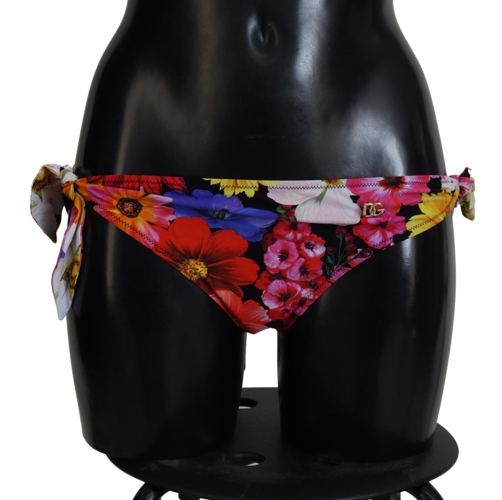 Bas de maillot de bain Dolce & Gabbana à fleurs noires, maillot de bain élégant pour femmes.