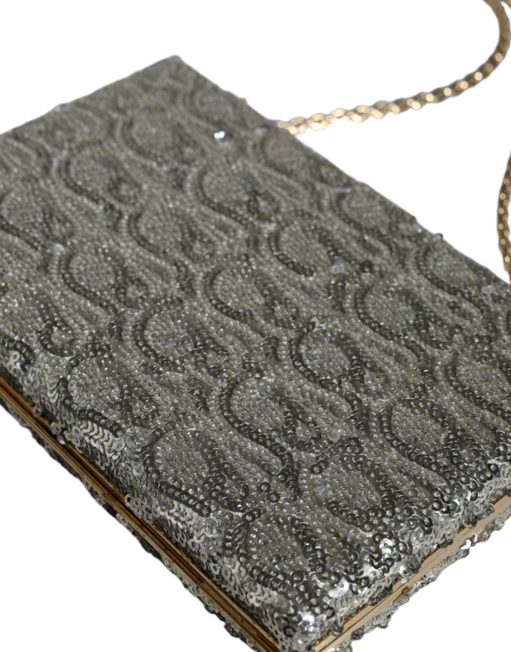 Pochette de soirée en argent à sequins Dolce & Gabbana, sac à bandoulière élégant pour occasions spéciales.
