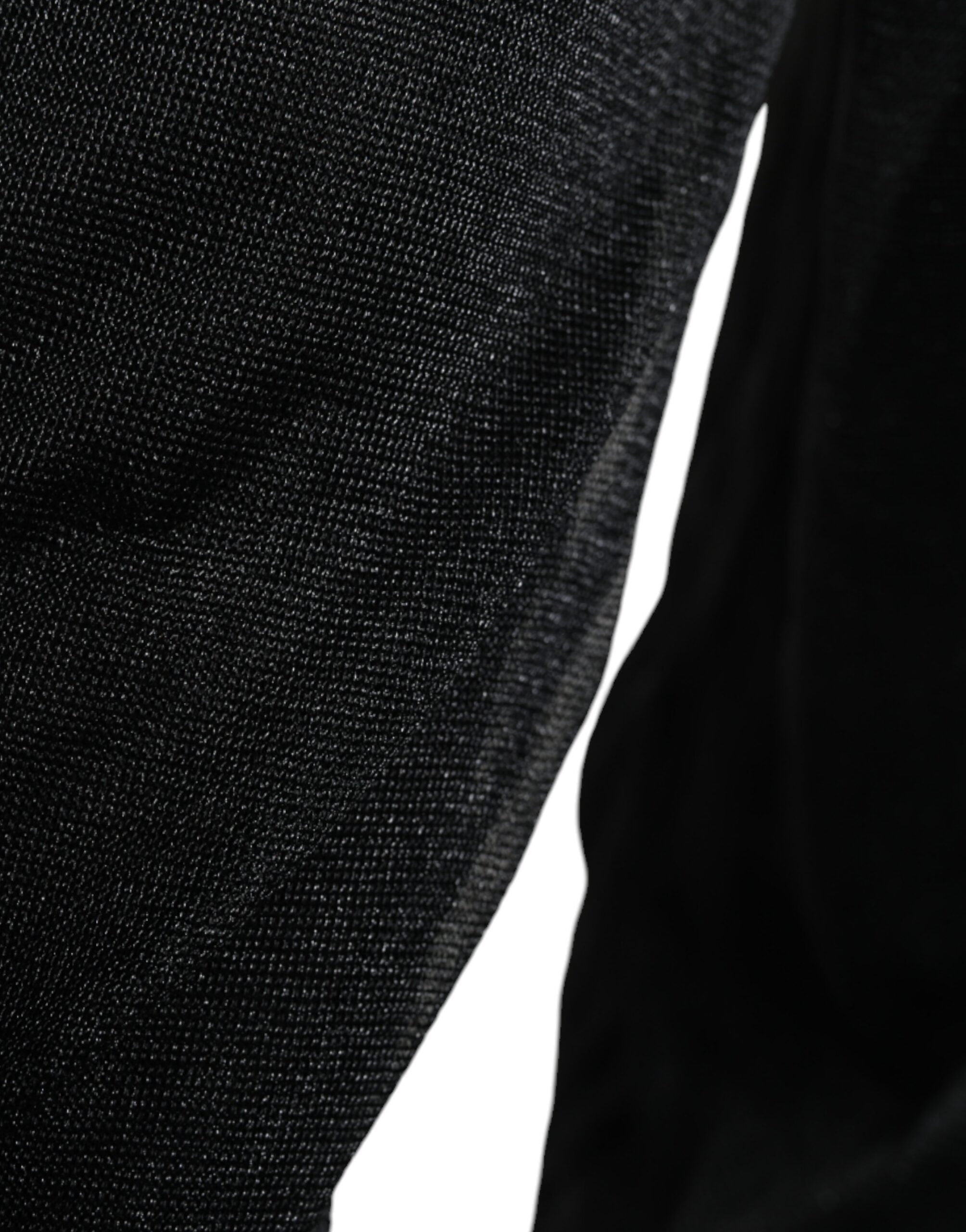 Sweat à capuche en polyester noir de Dolce & Gabbana, pull-over élégant et décontracté, vue en gros plan.