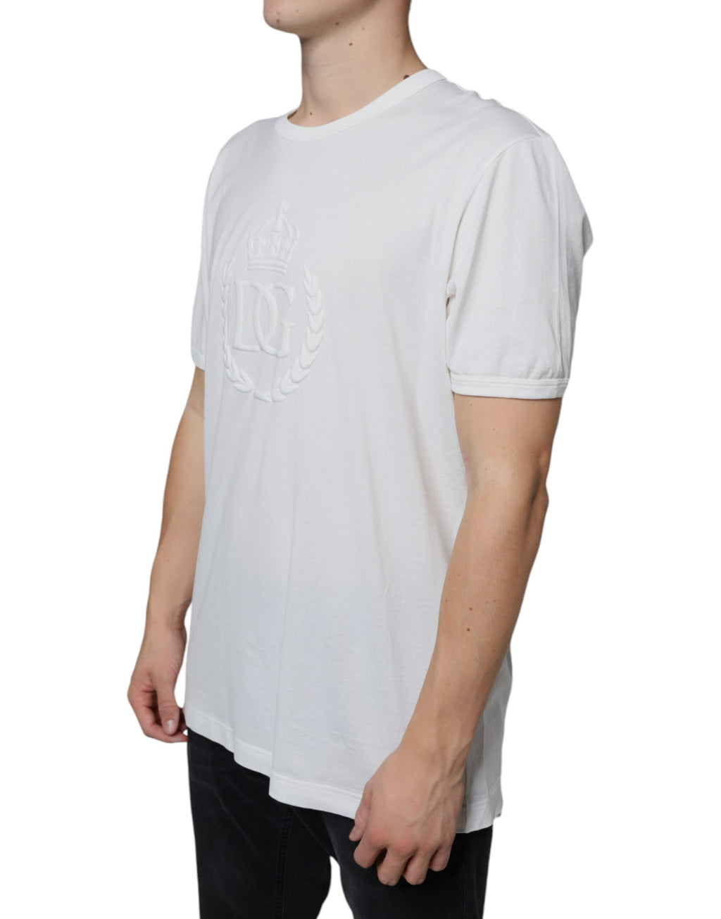 T-shirt blanc en coton Dolce & Gabbana avec logo embossé, col ras du cou, style décontracté et élégant.