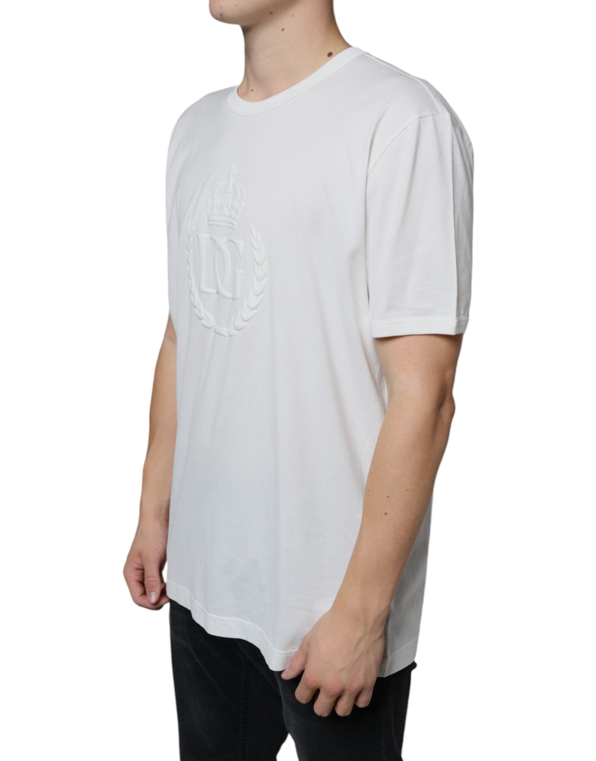 T-shirt blanc en coton Dolce & Gabbana avec logo embossé, col rond et style décontracté, vue de face.