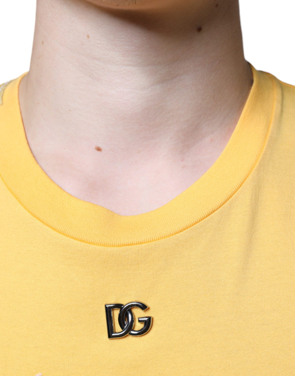 T-shirt en coton à col rond Dolce & Gabbana, motif floral jaune Secret Garden, style décontracté et élégant.
