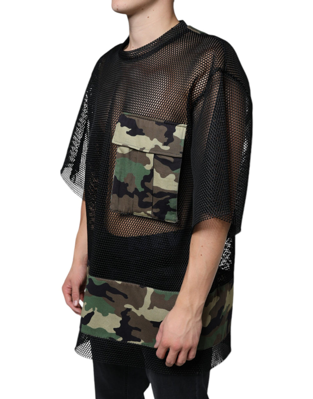 T-shirt à manches courtes Dolce & Gabbana en mesh noir avec motif camouflage, style moderne et original.