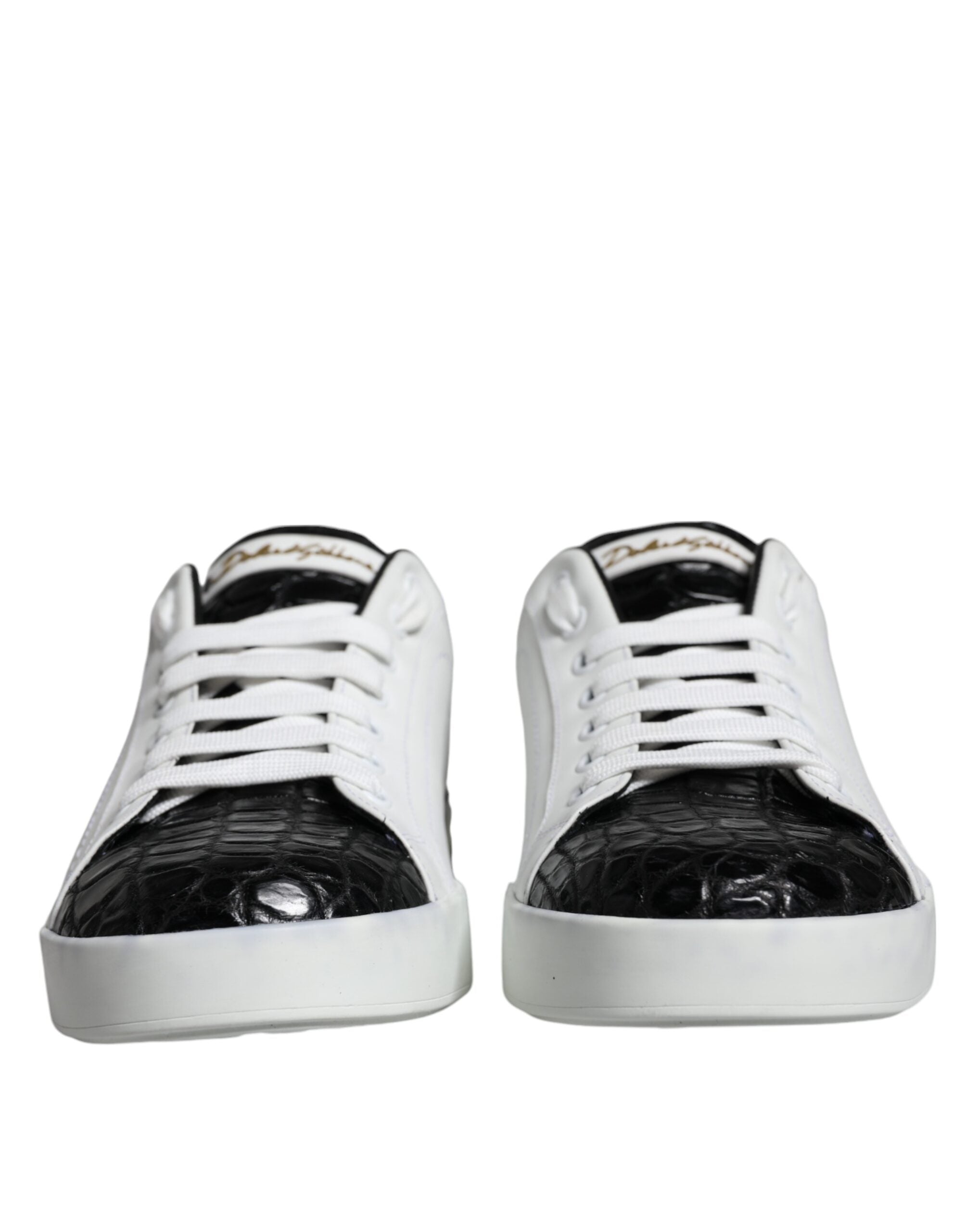 Chaussures sneakers Portofino en cuir noir Dolce & Gabbana avec logo, vue de face.