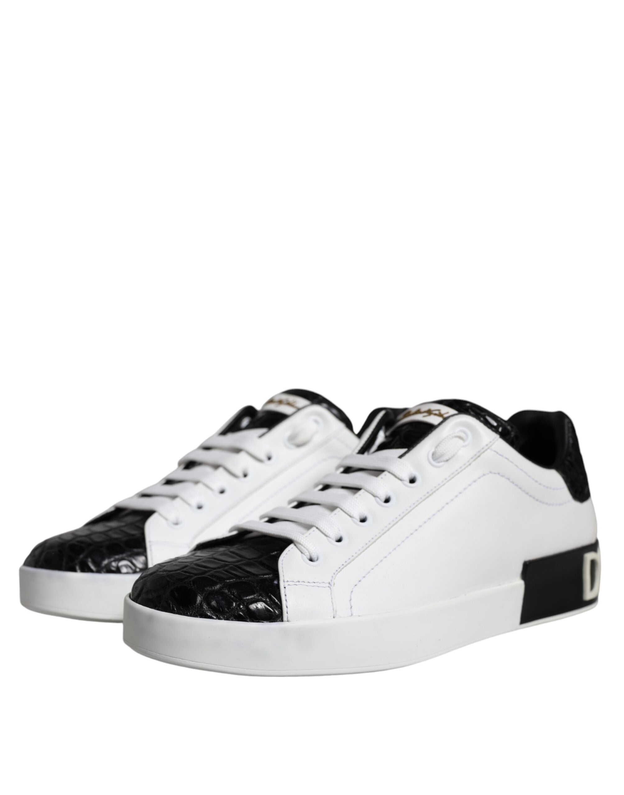 Chaussures sneakers Portofino en cuir noir Dolce & Gabbana avec logo, vue de face, détails de la matière et de la conception.