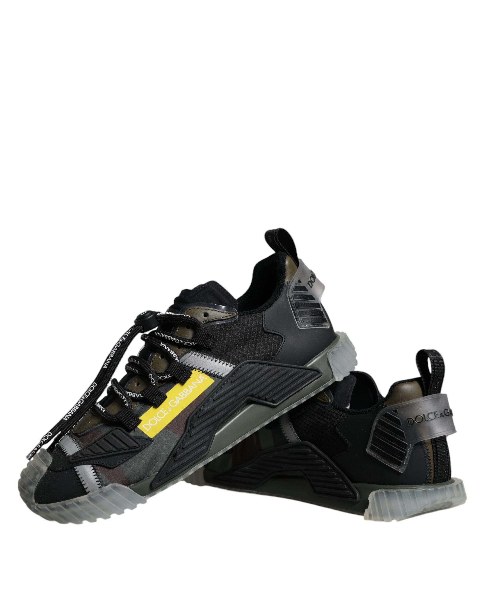Chaussures sneakers basses Dolce & Gabbana multicolores en dentelle à lacets, style décontracté et élégant.