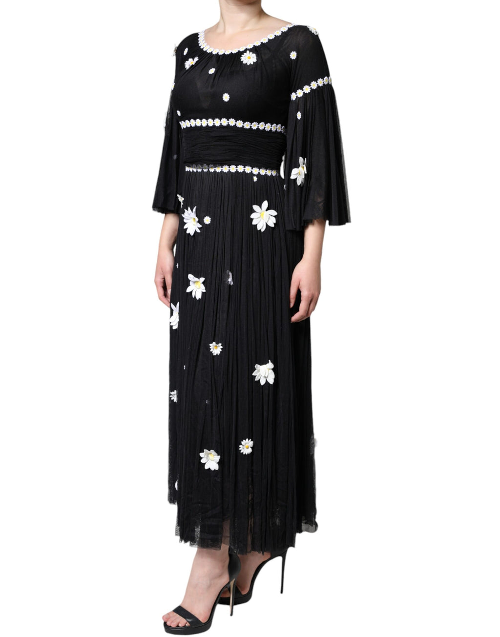 Robe longue en soie noire Dolce & Gabbana avec motif de marguerites en A-line, élégante et fluide.