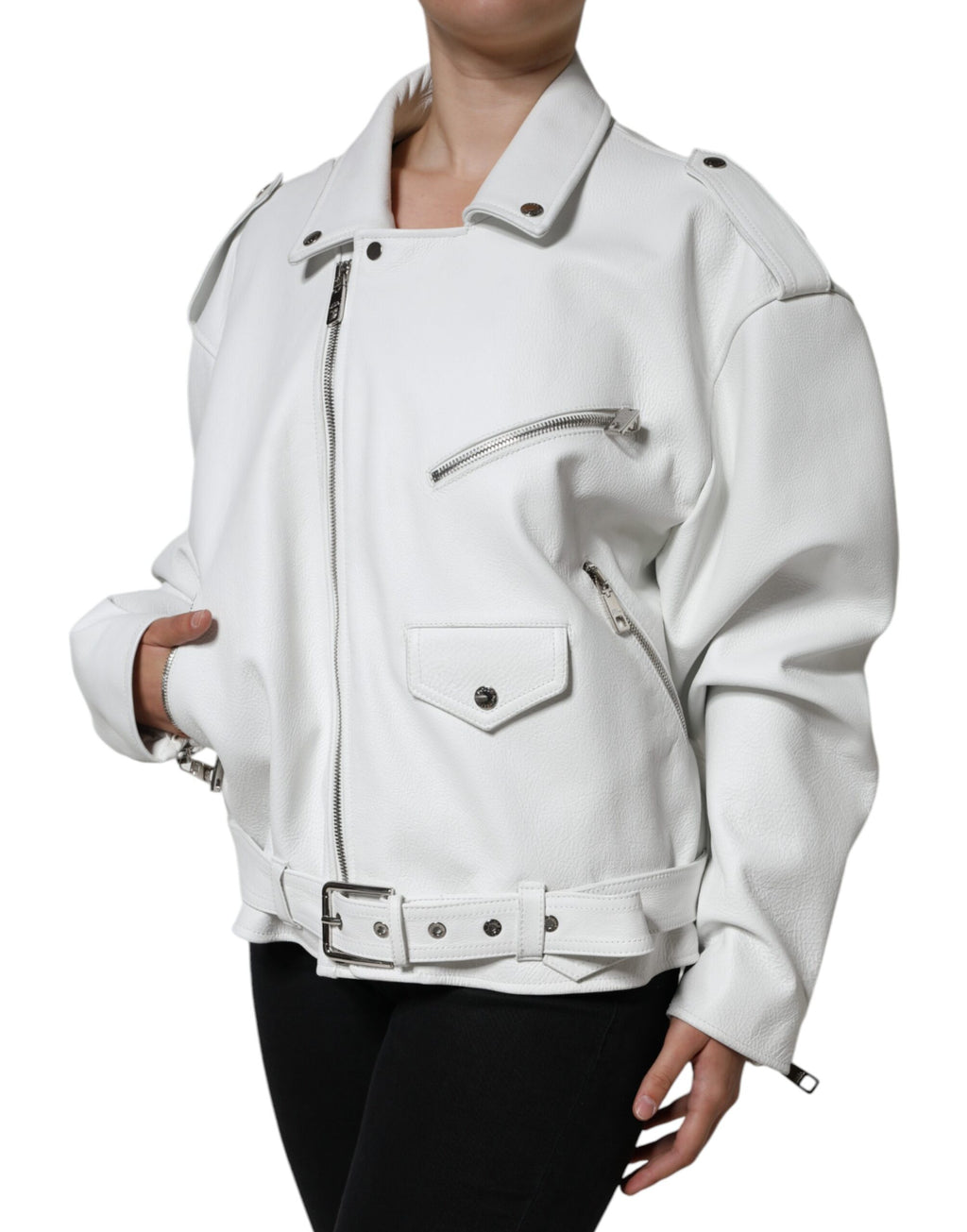 Veste en cuir d'agneau blanc Dolce & Gabbana, veste motard élégante avec détails sophistiqués, vue de face sur fond neutre.