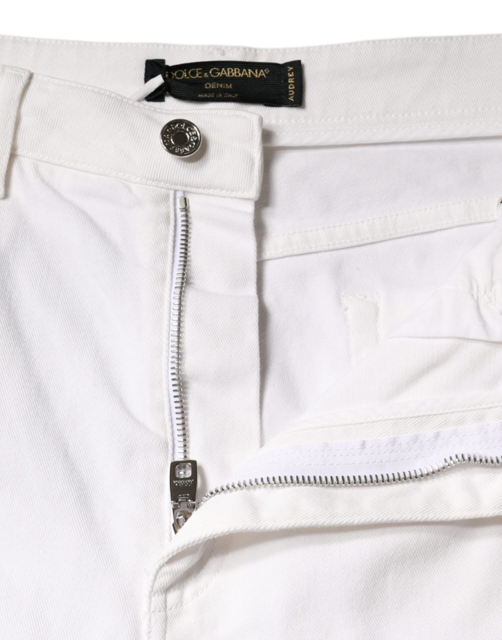 Jeans skinny en coton stretch blanc Dolce & Gabbana Audrey, coupe ajustée et élégante, visible détails du denim.