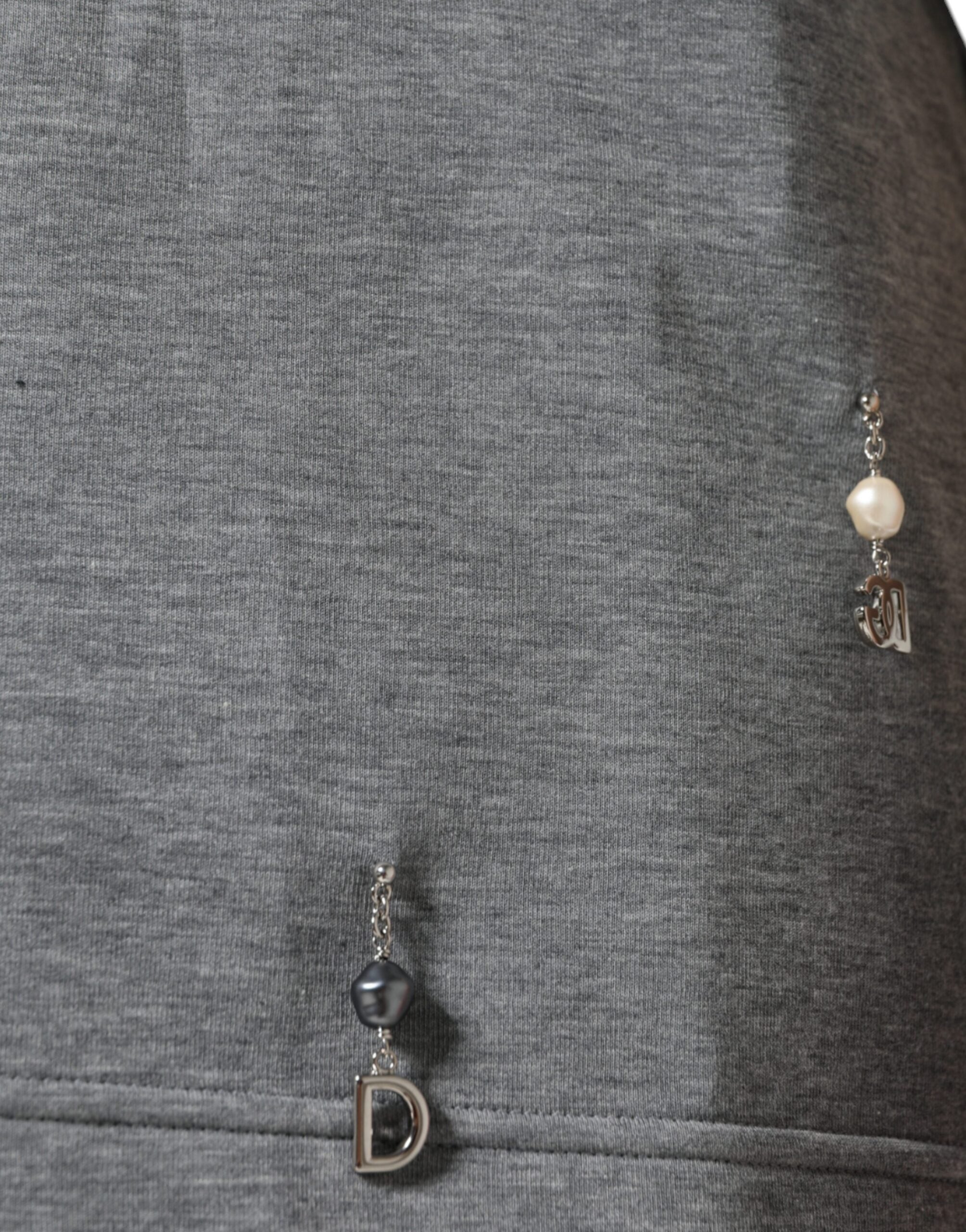 T-shirt gris Dolce & Gabbana en coton mélangé avec embellissements, vue de face.