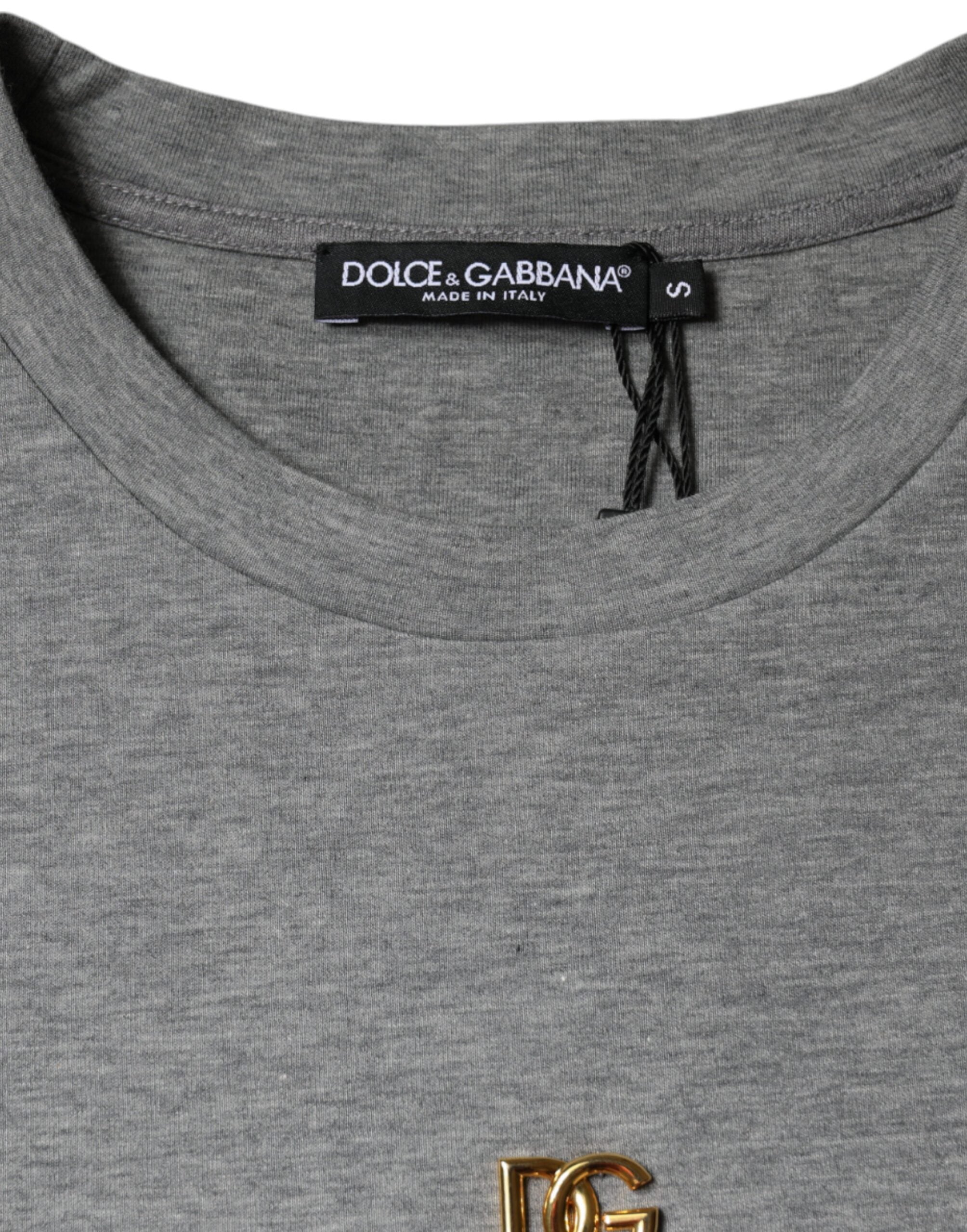 T-shirt gris en coton mélangé Dolce & Gabbana avec embellissements, vue de face.