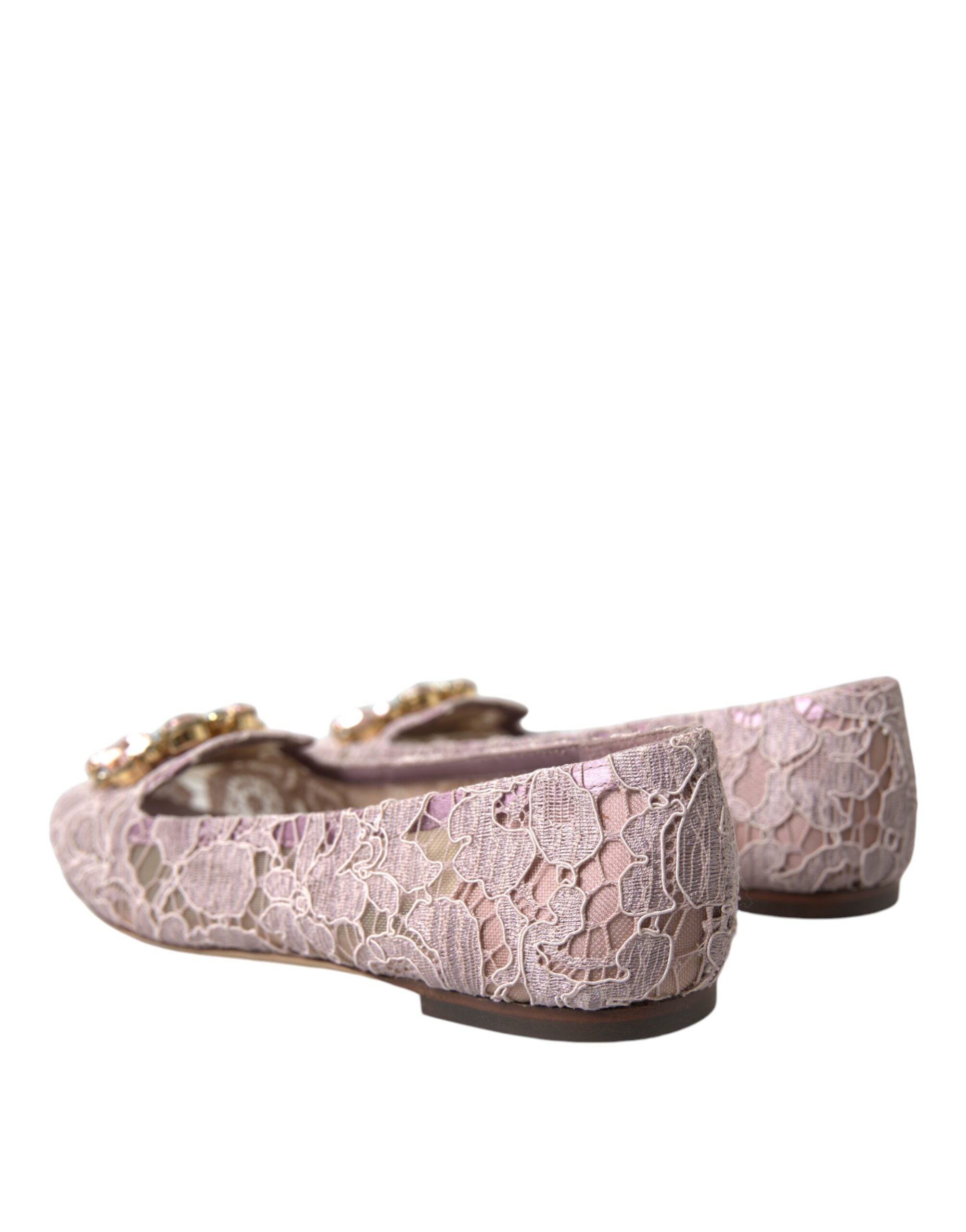 Chaussures ballerines en dentelle rose Dolce & Gabbana avec cristaux, élégantes et confortables, pour un style sophistiqué.