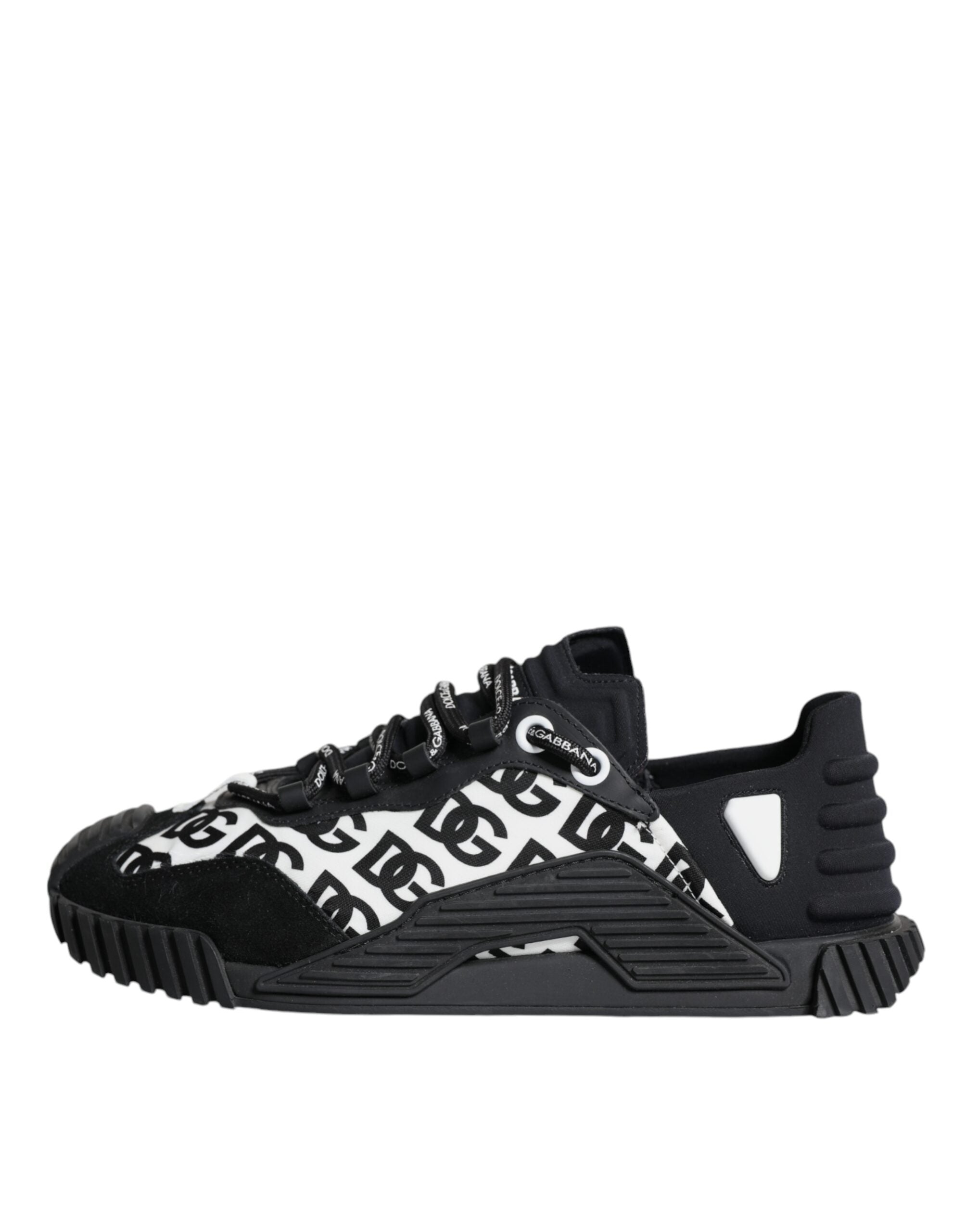 Chaussures sneakers basses noires Dolce & Gabbana avec logo en dentelle et lacets, style décontracté et élégant.