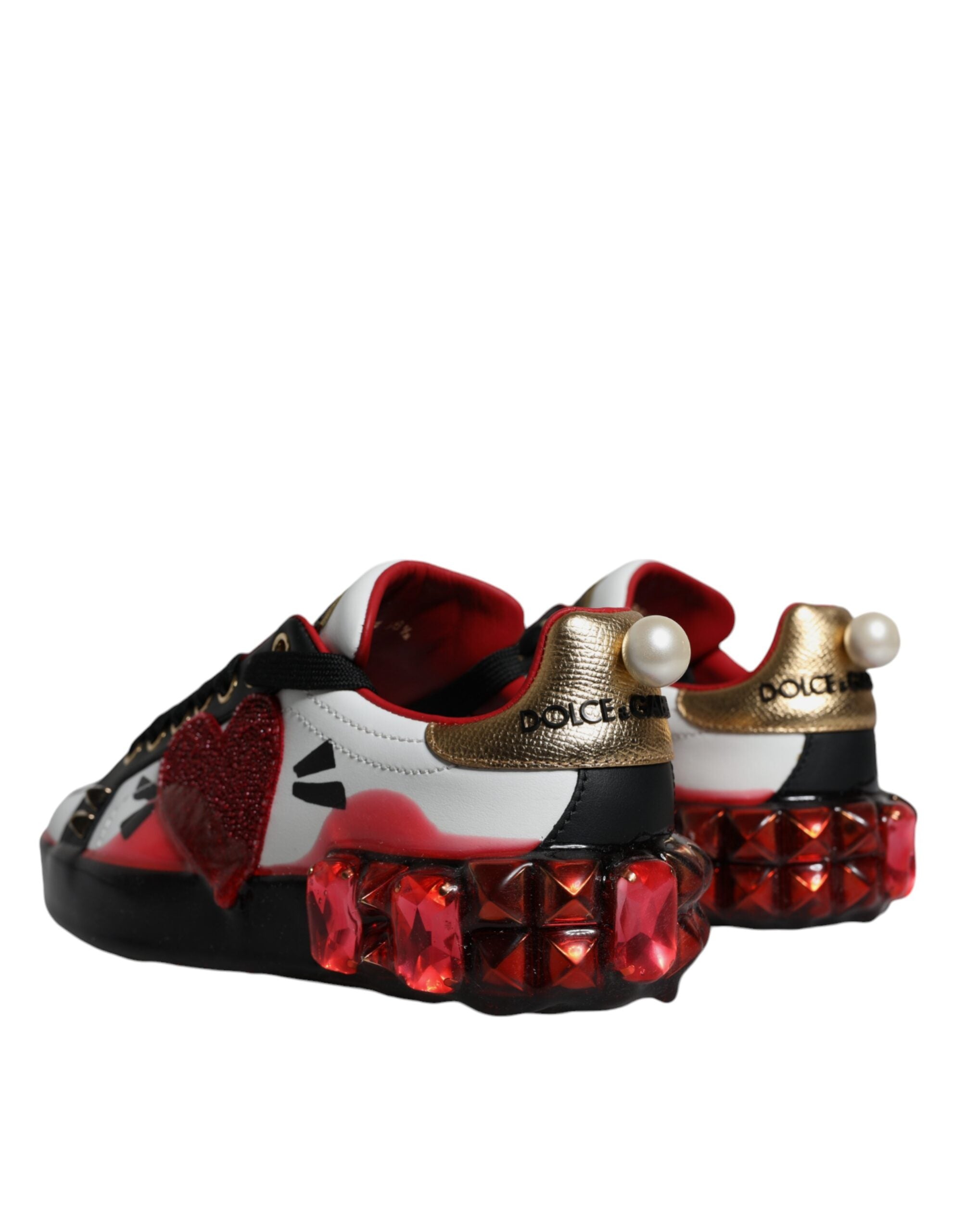 Chaussures portofino en cuir blanc et rouge avec cristaux, sneakers Dolce & Gabbana, style élégant et luxueux.